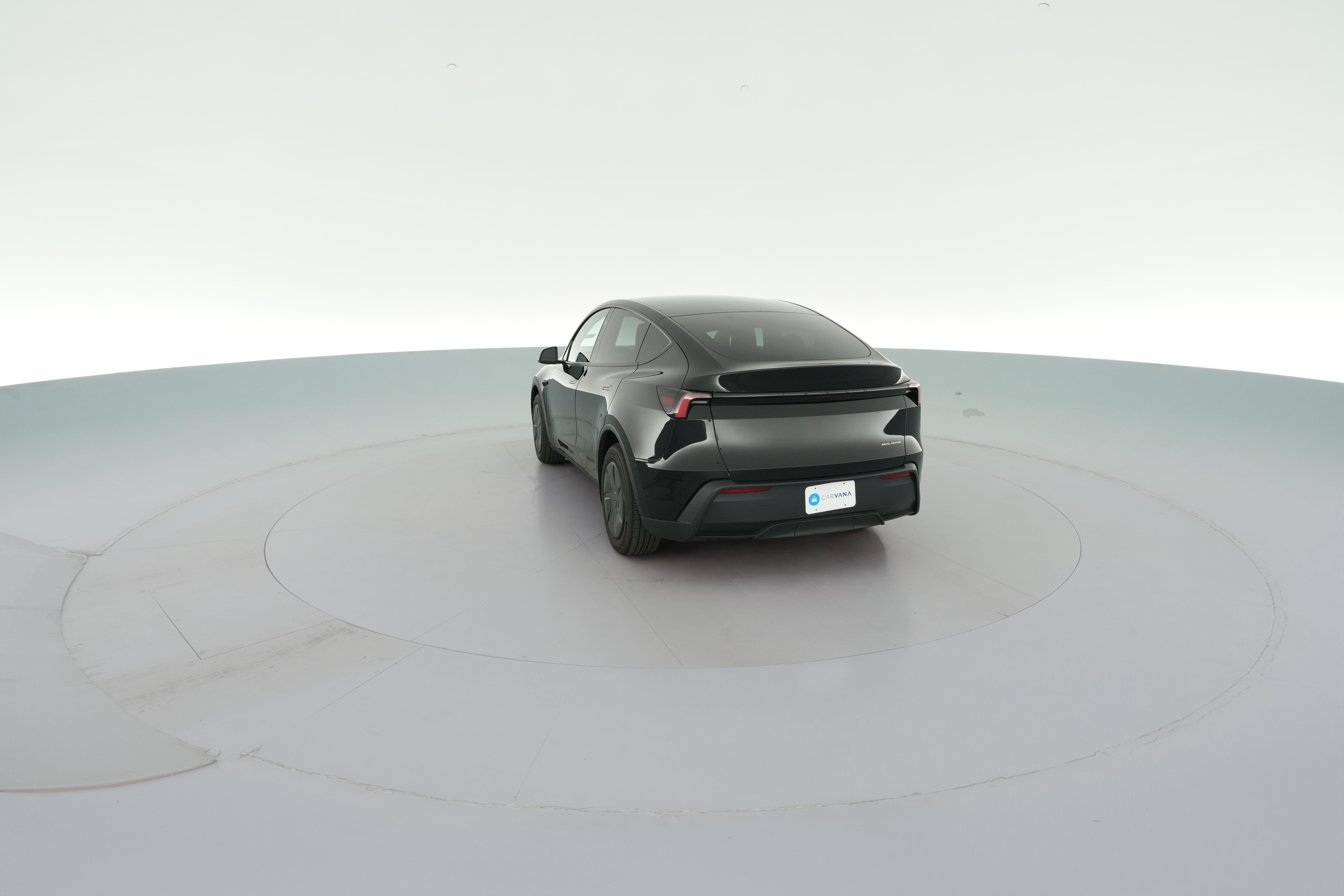 2026 Tesla Model Y Standard - Photo 30