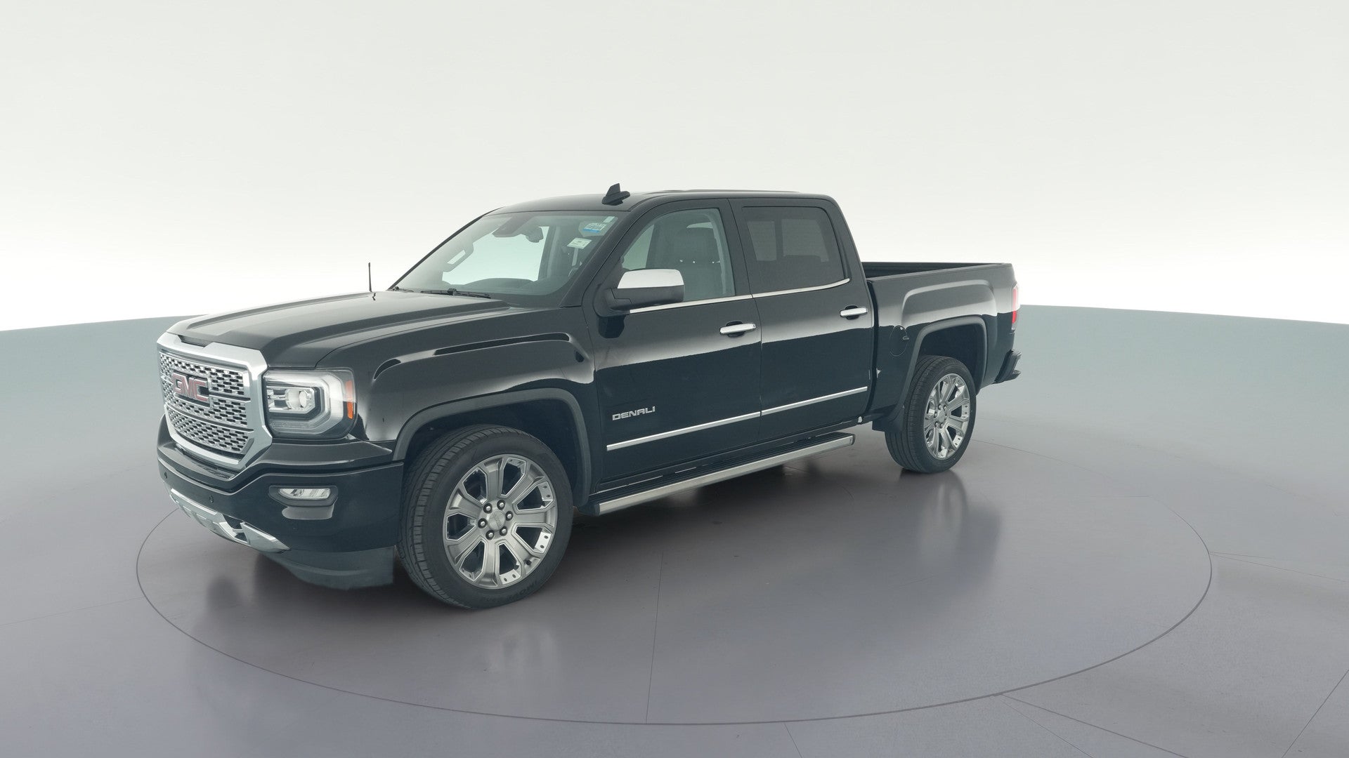 2018 GMC Sierra 1500 Crew Cab vehicle photo