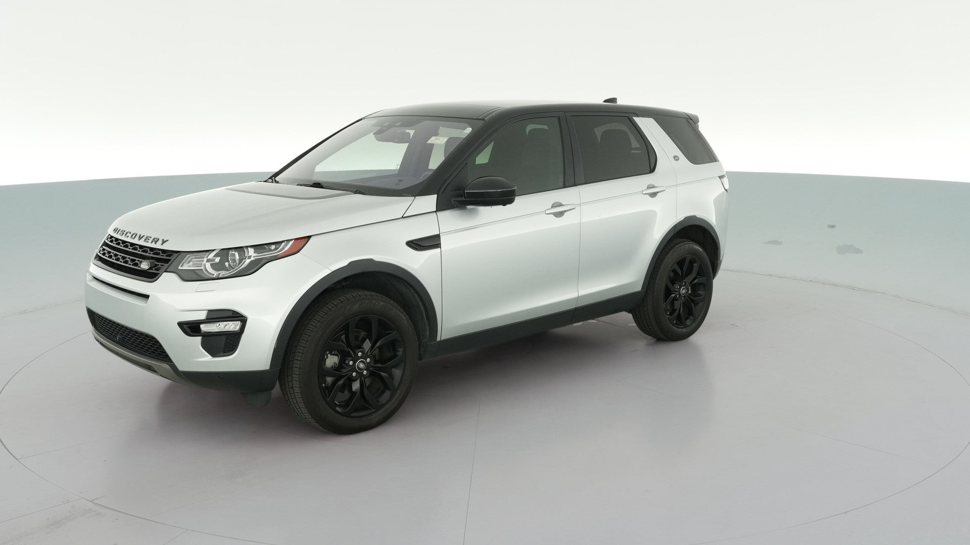 2019 Land Rover Discovery Sport vehicle photo