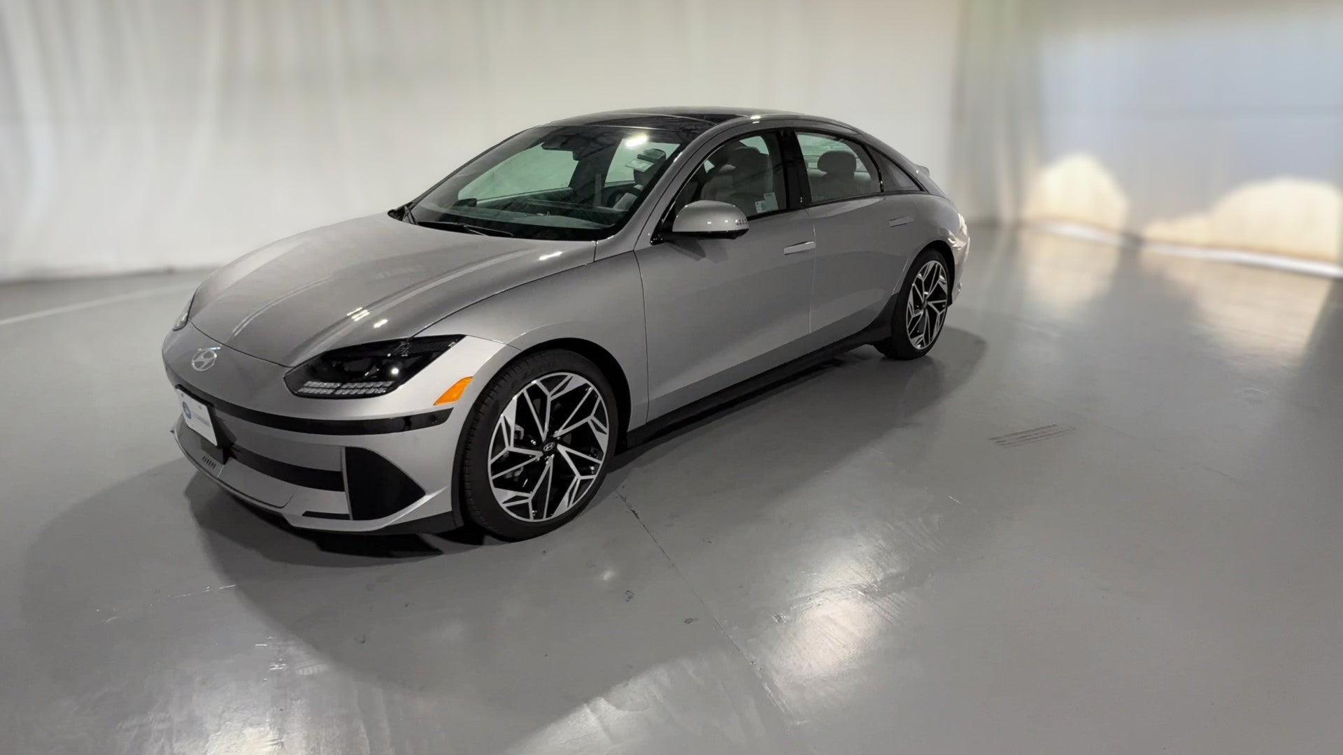 2024 Hyundai IONIQ 6 vehicle photo