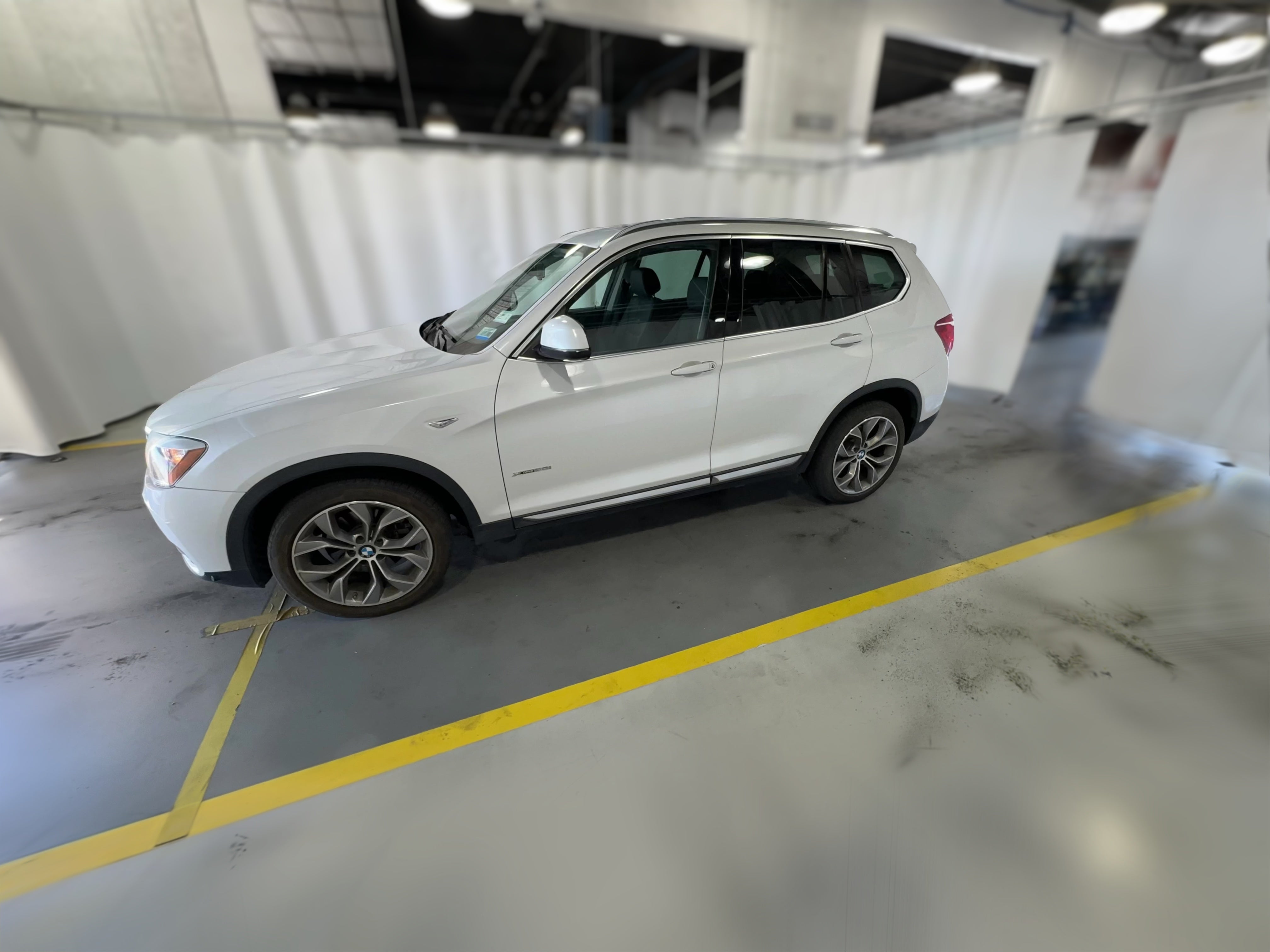 2016 BMW X3 xDrive28i - Photo 25