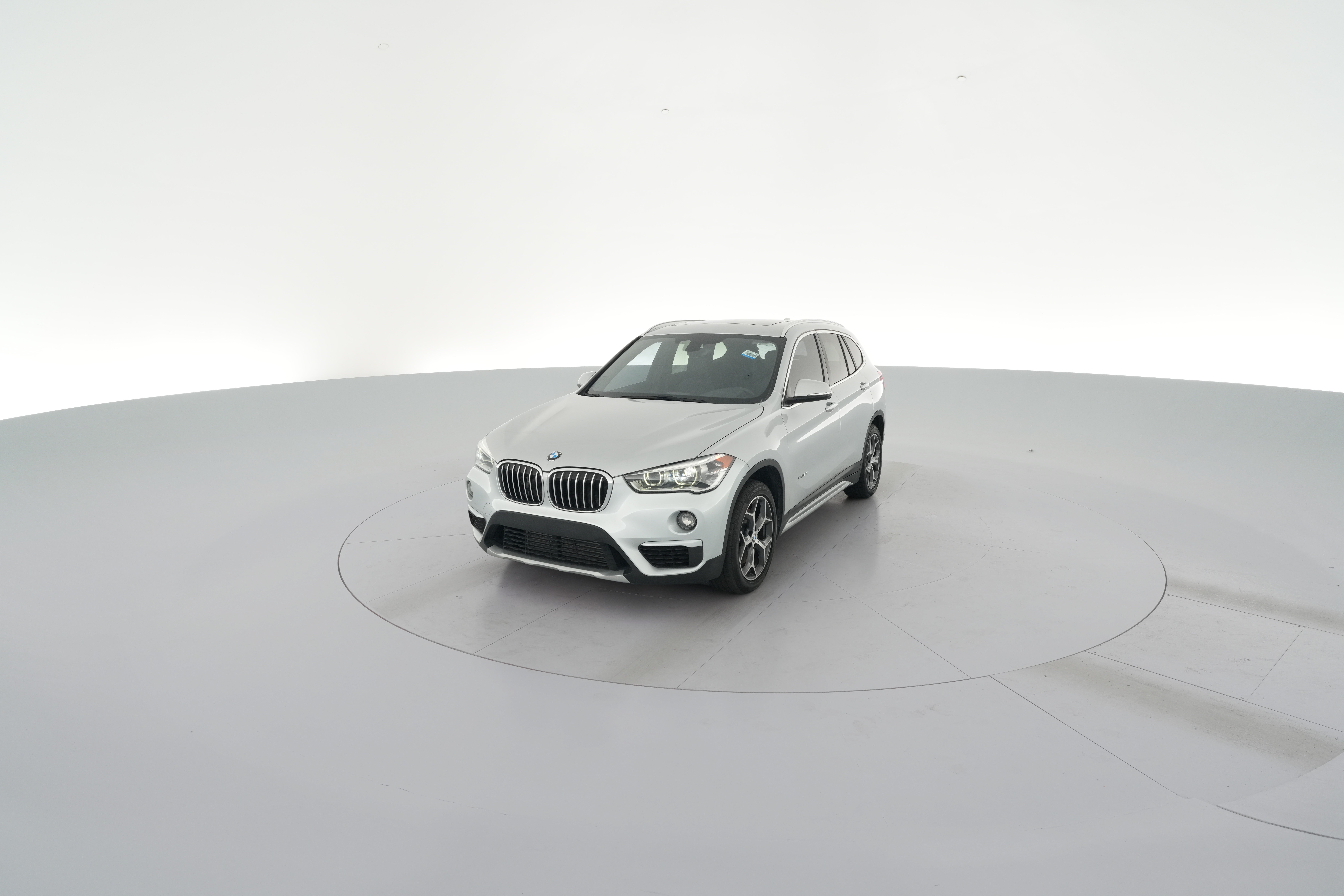 2017 BMW X1 28i - Photo 25