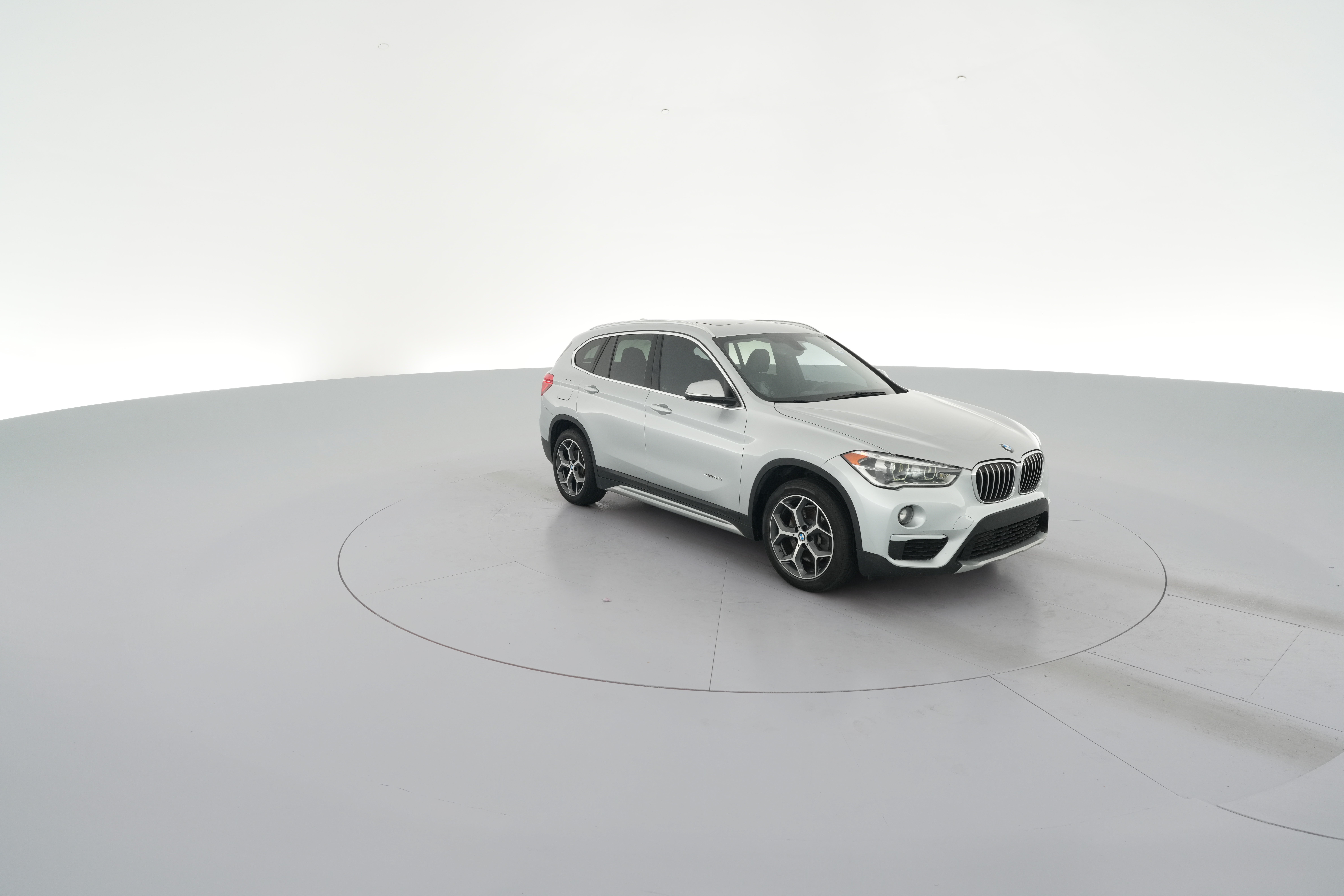 2017 BMW X1 28i - Photo 38