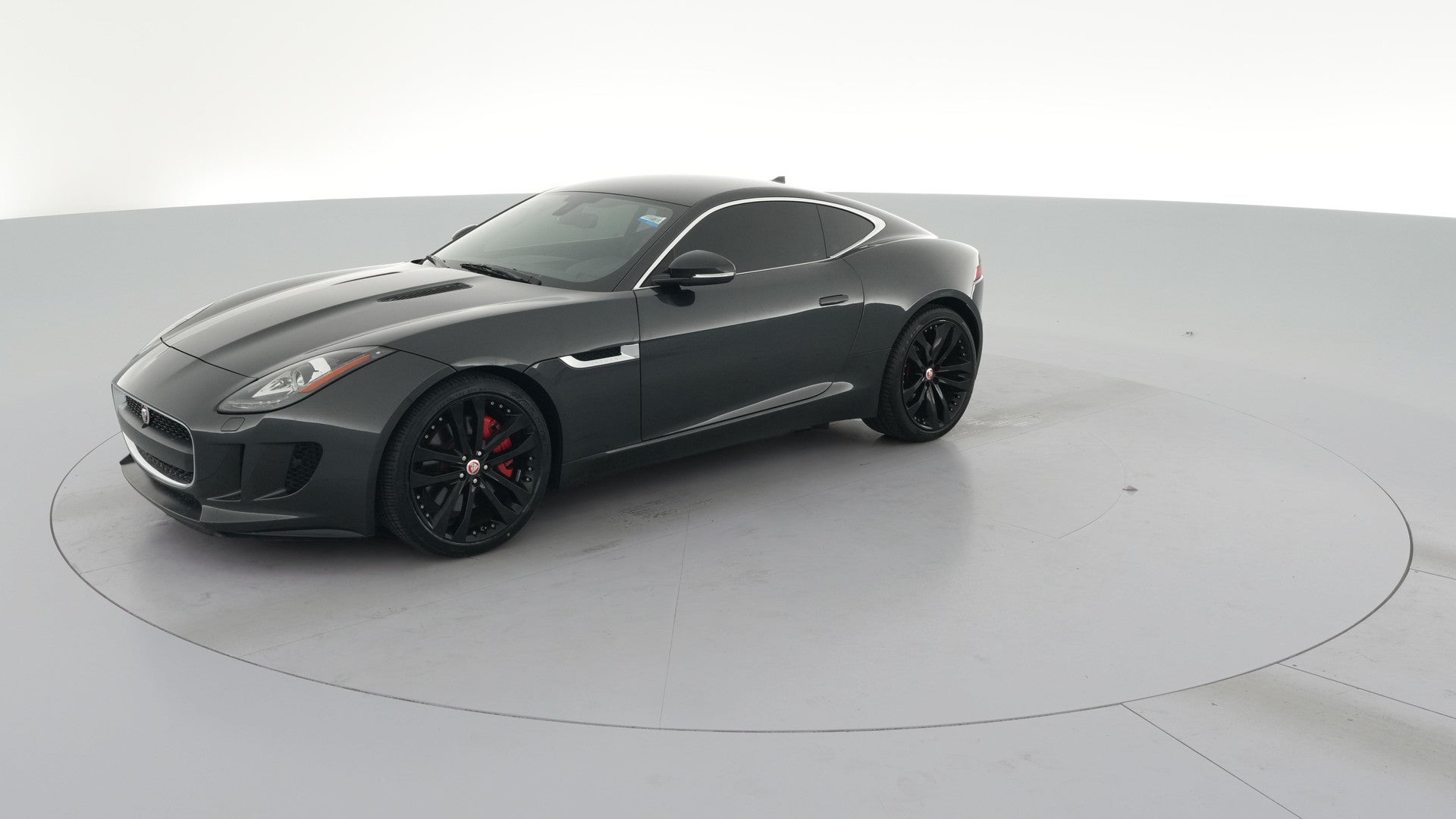 2015 Jaguar F-TYPE vehicle photo