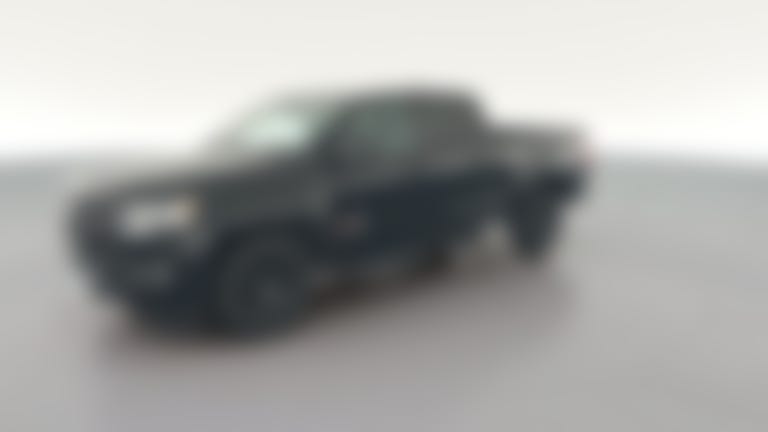 2022 Chevrolet Colorado Crew Cab vehicle photo