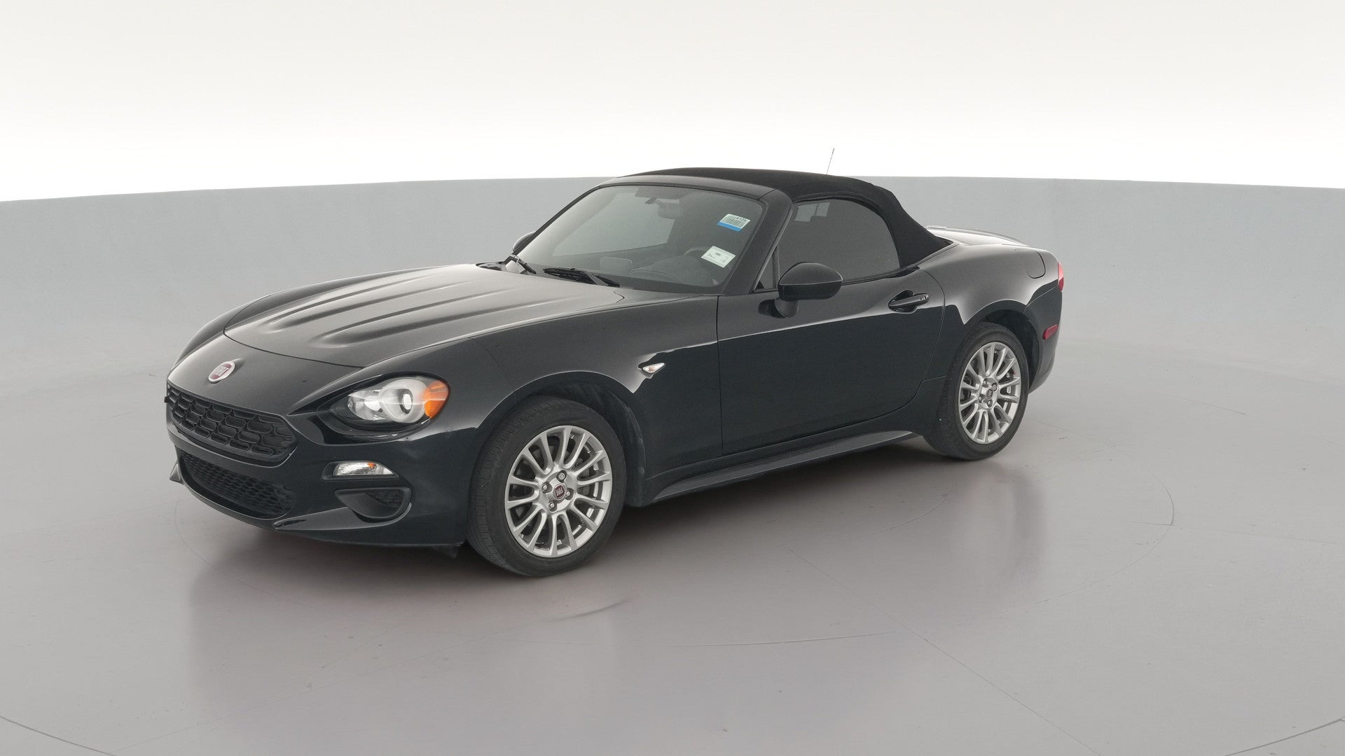 2018 FIAT 124 Spider vehicle photo