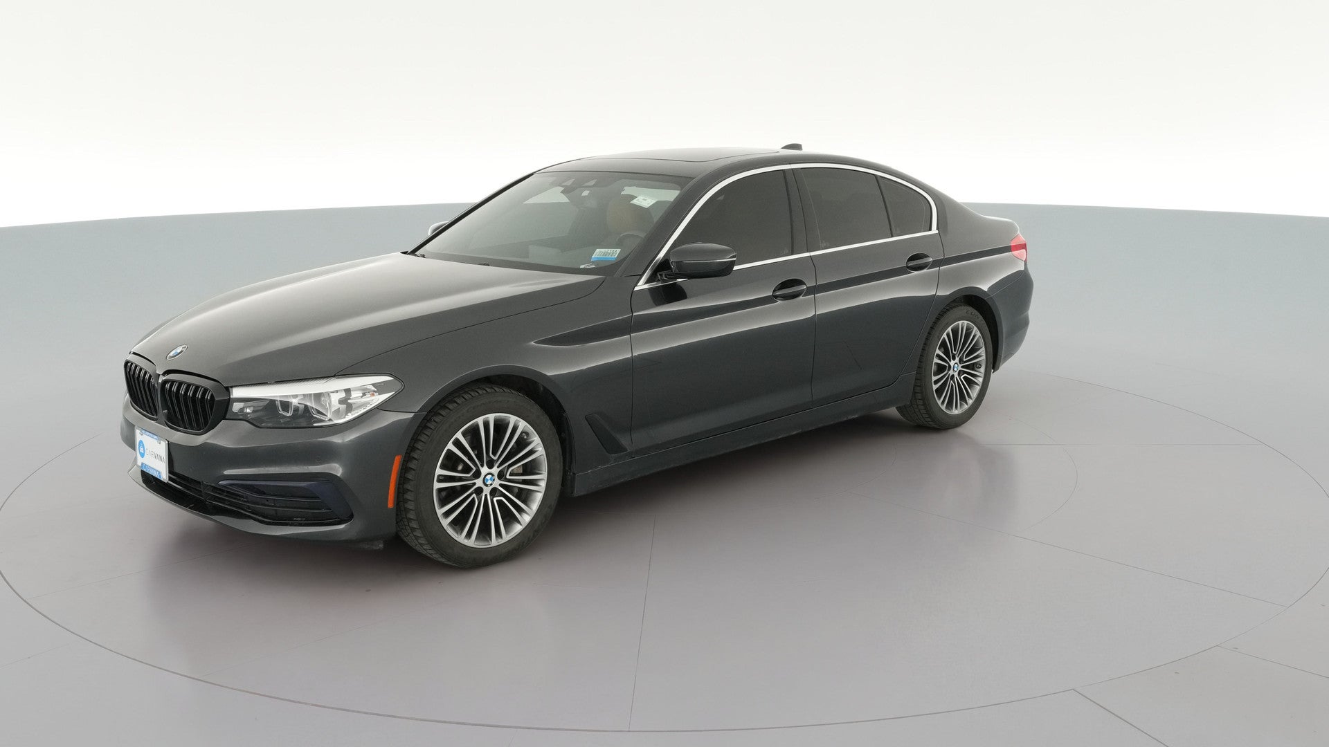 2019 BMW 5 Series vehicle photo