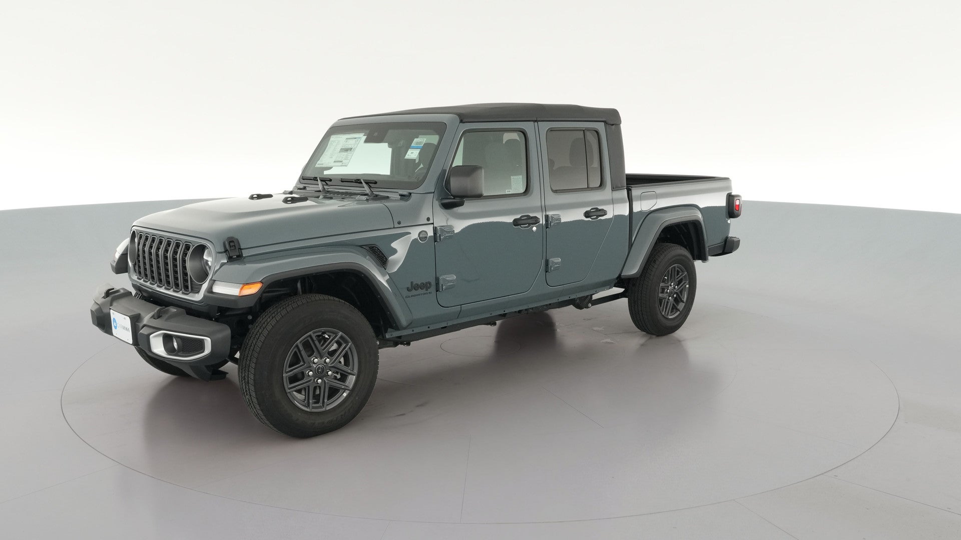 2025 Jeep Gladiator vehicle photo