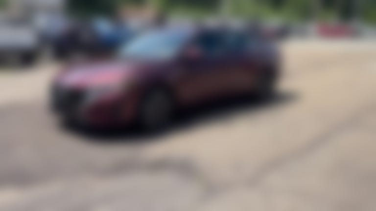 2024 Nissan Sentra vehicle photo