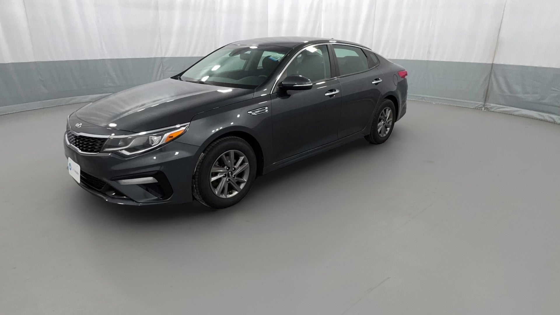 2020 Kia Optima vehicle photo