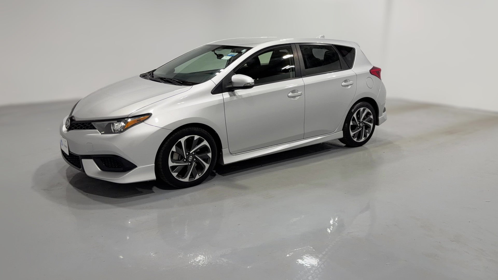 2016 Scion iM vehicle photo