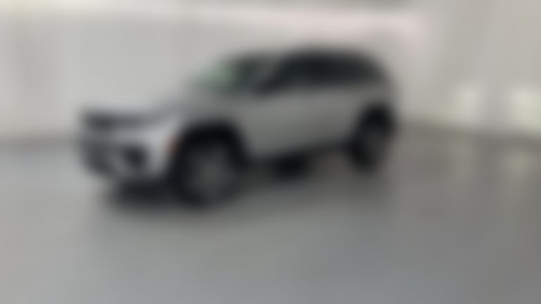 2026 Jeep Grand Cherokee vehicle photo