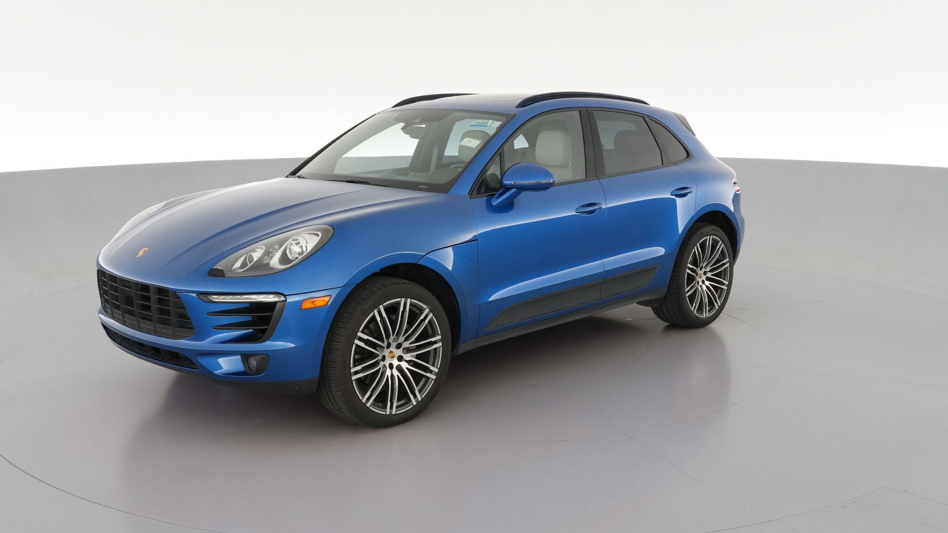 2017 Porsche Macan vehicle photo