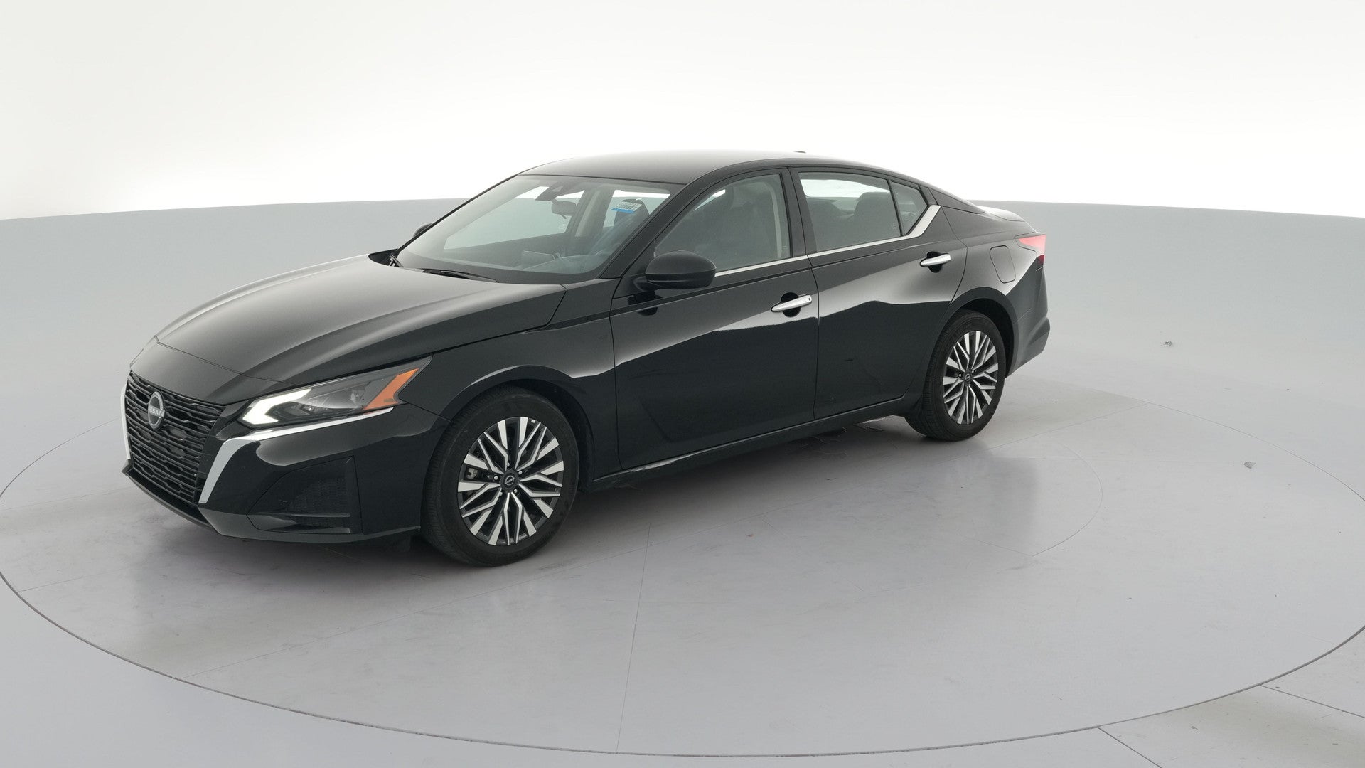 2025 Nissan Altima vehicle photo