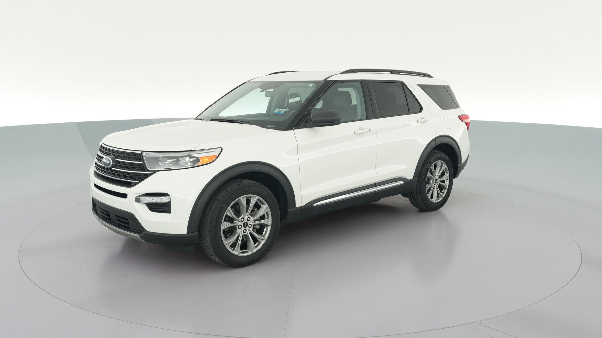 2022 Ford Explorer vehicle photo