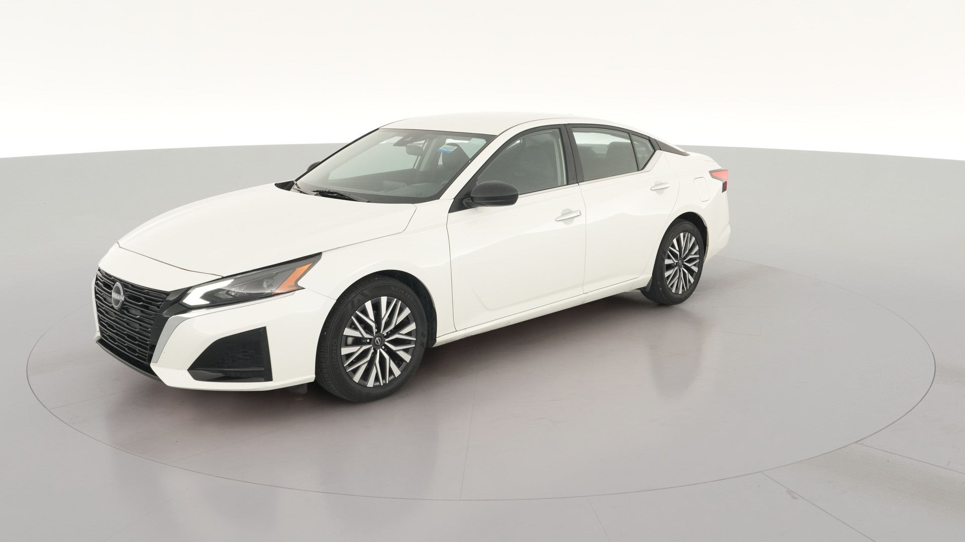 2025 Nissan Altima vehicle photo