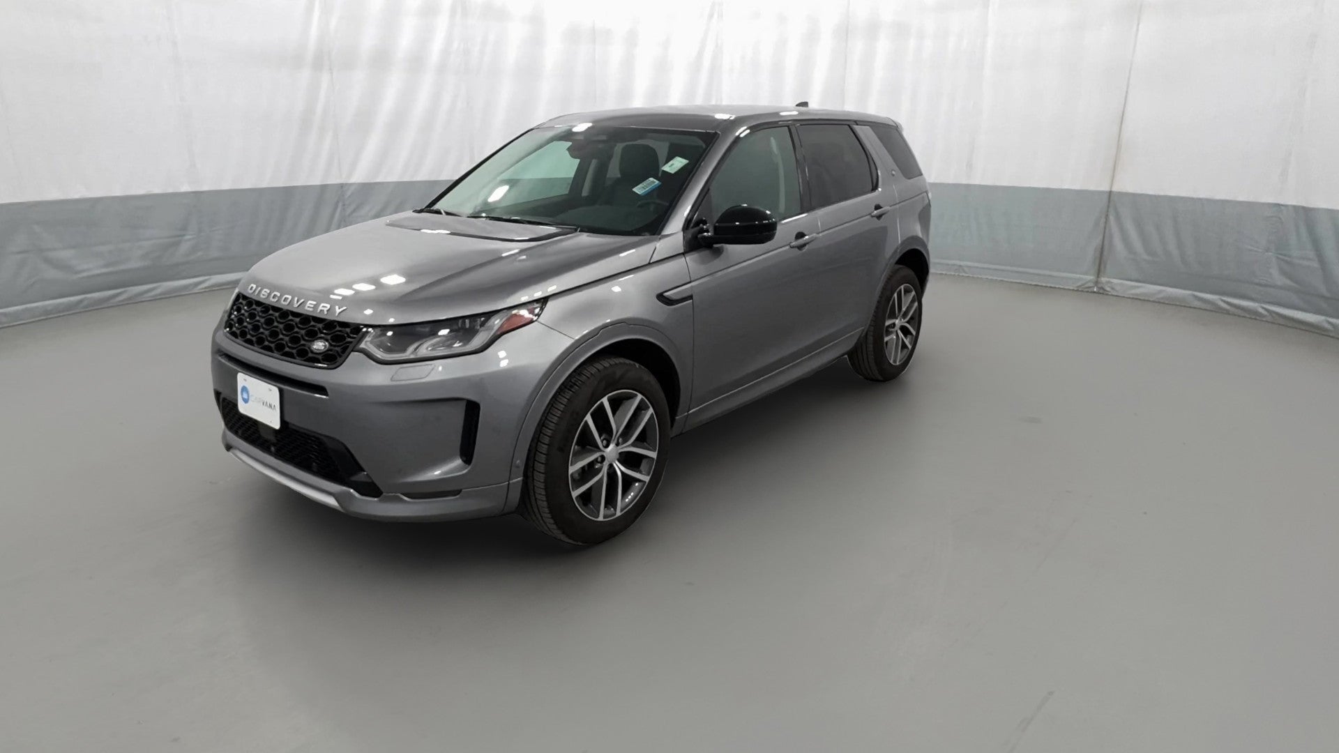 2024 Land Rover Discovery Sport vehicle photo