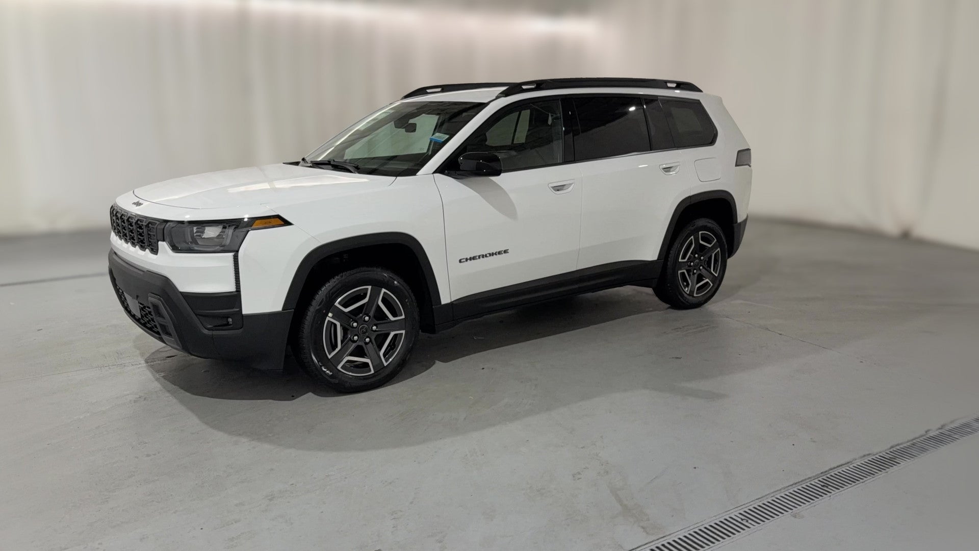 2026 Jeep Cherokee vehicle photo