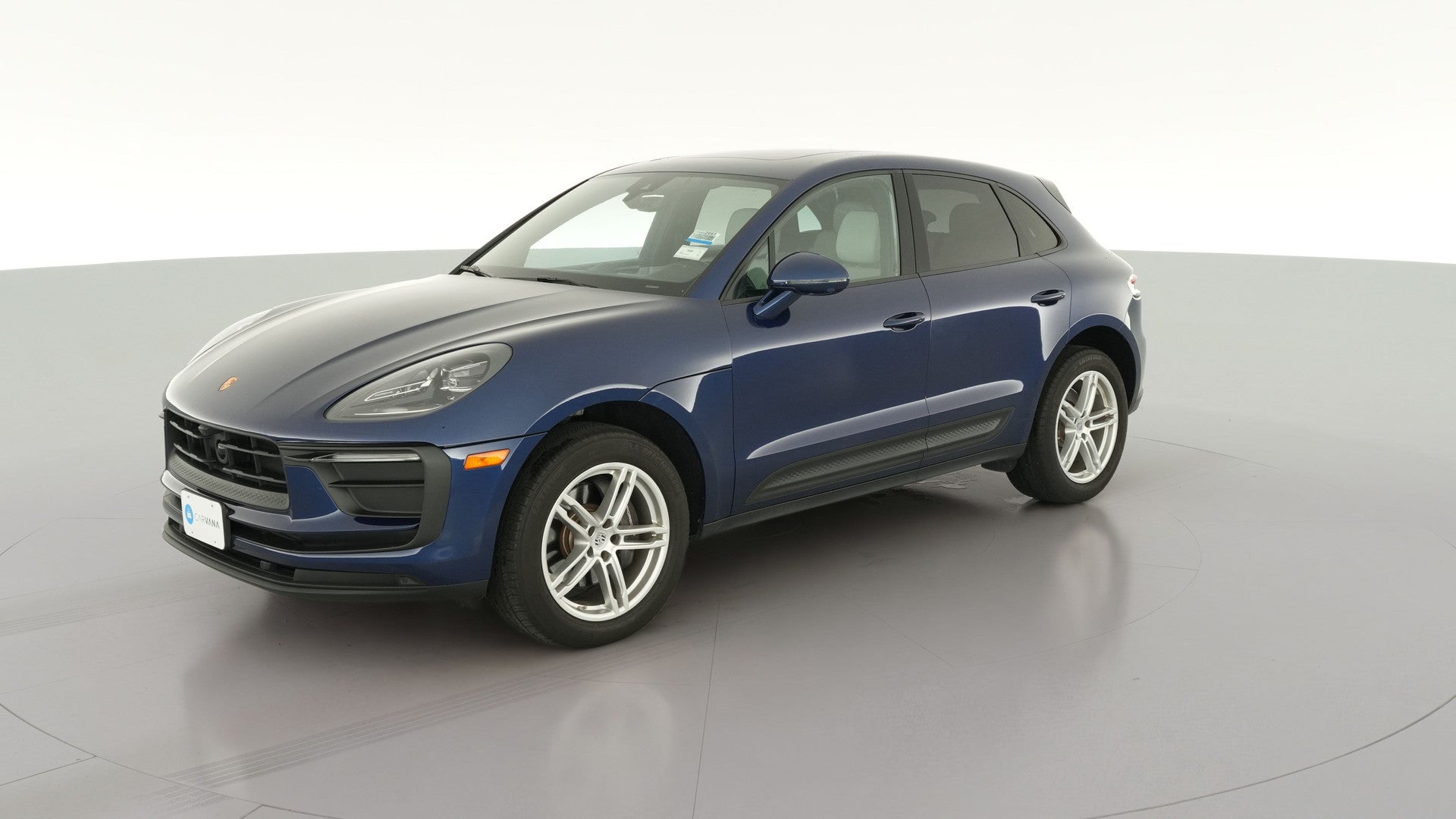 2024 Porsche Macan vehicle photo