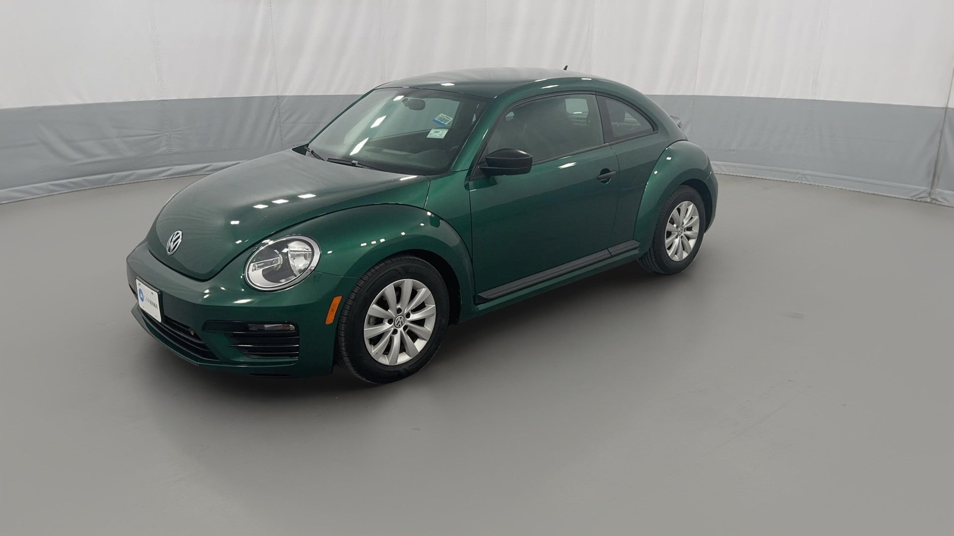 2018 Volkswagen Beetle vehicle photo