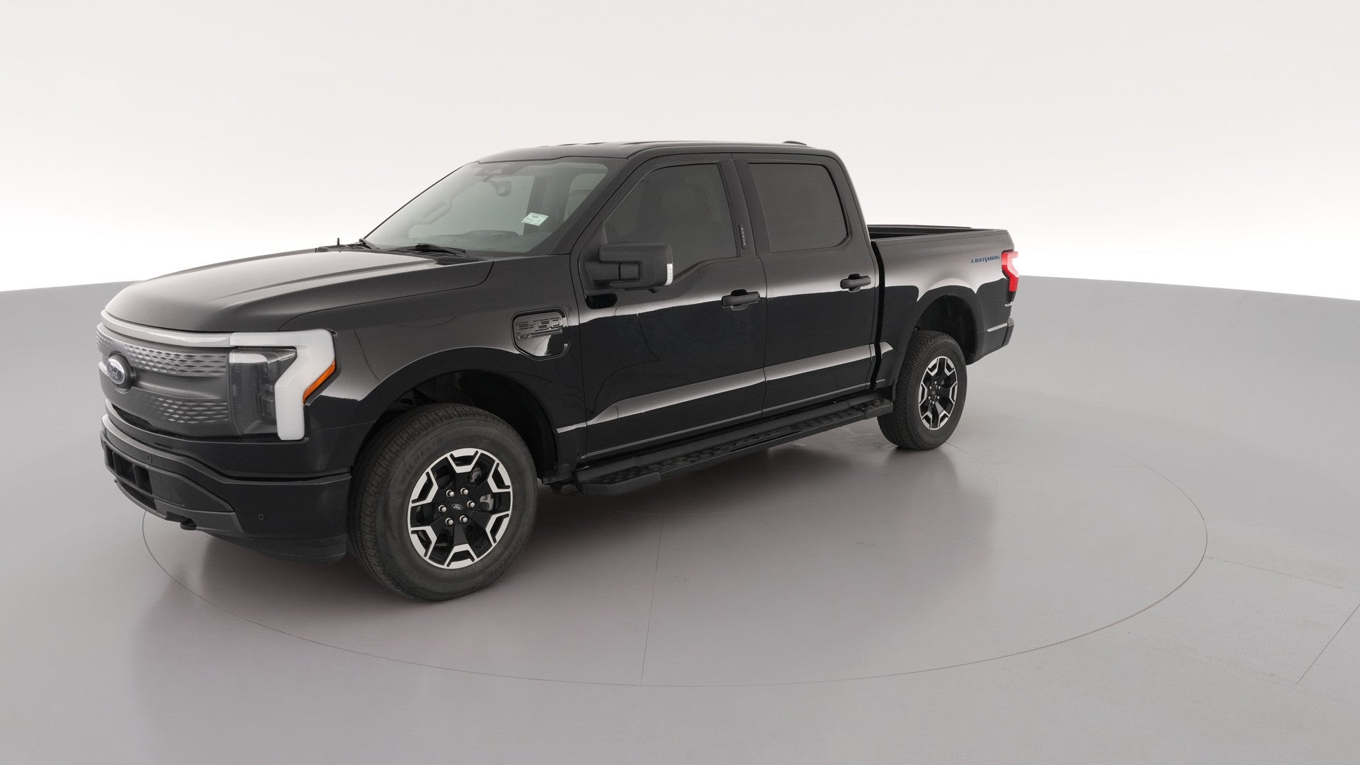 2022 Ford F150 Lightning vehicle photo