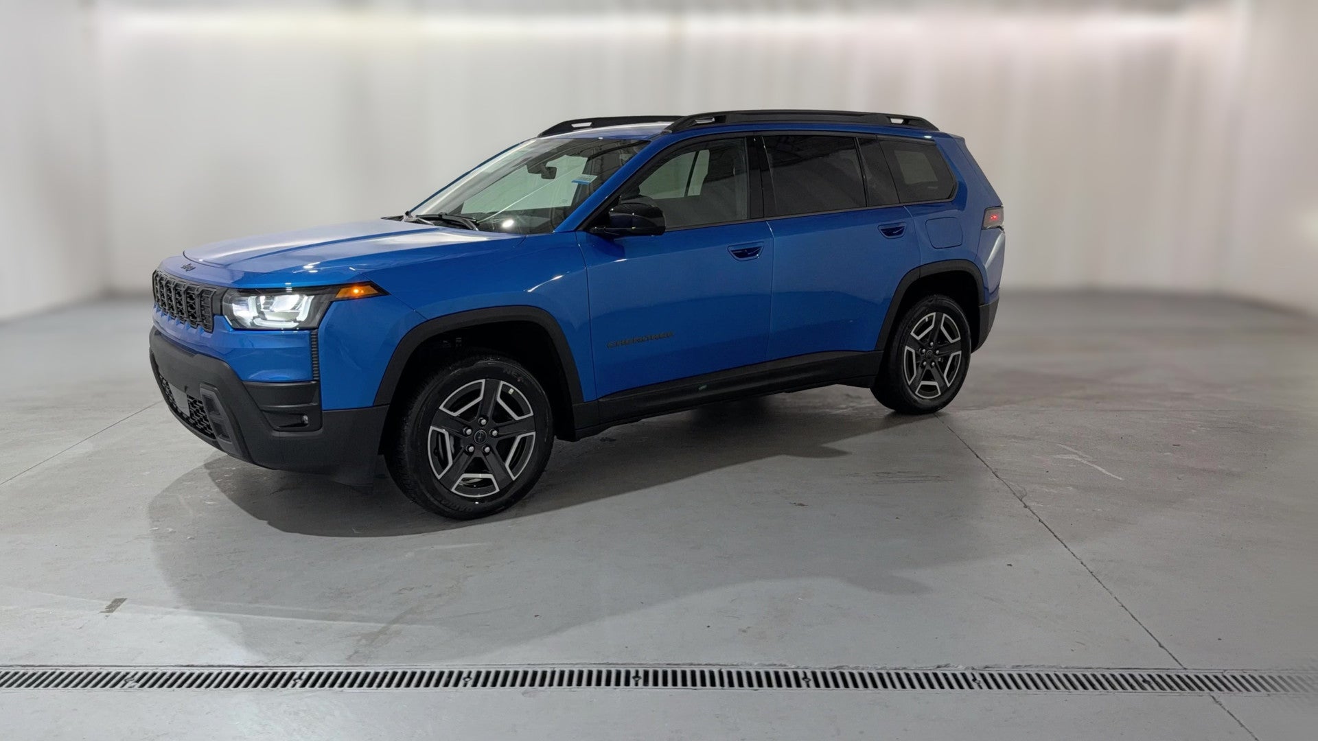 2026 Jeep Cherokee vehicle photo