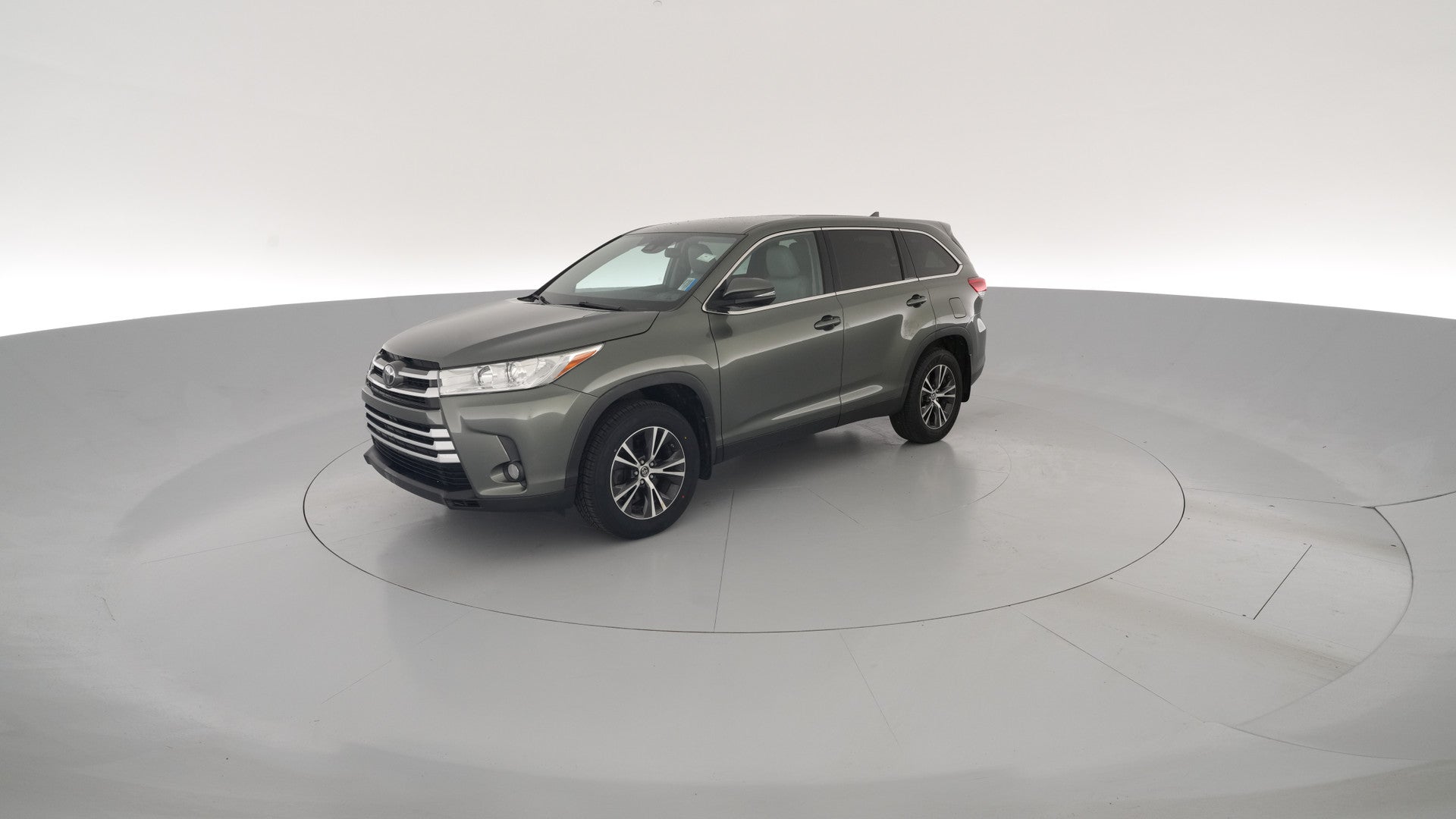 2019 Toyota Highlander vehicle photo