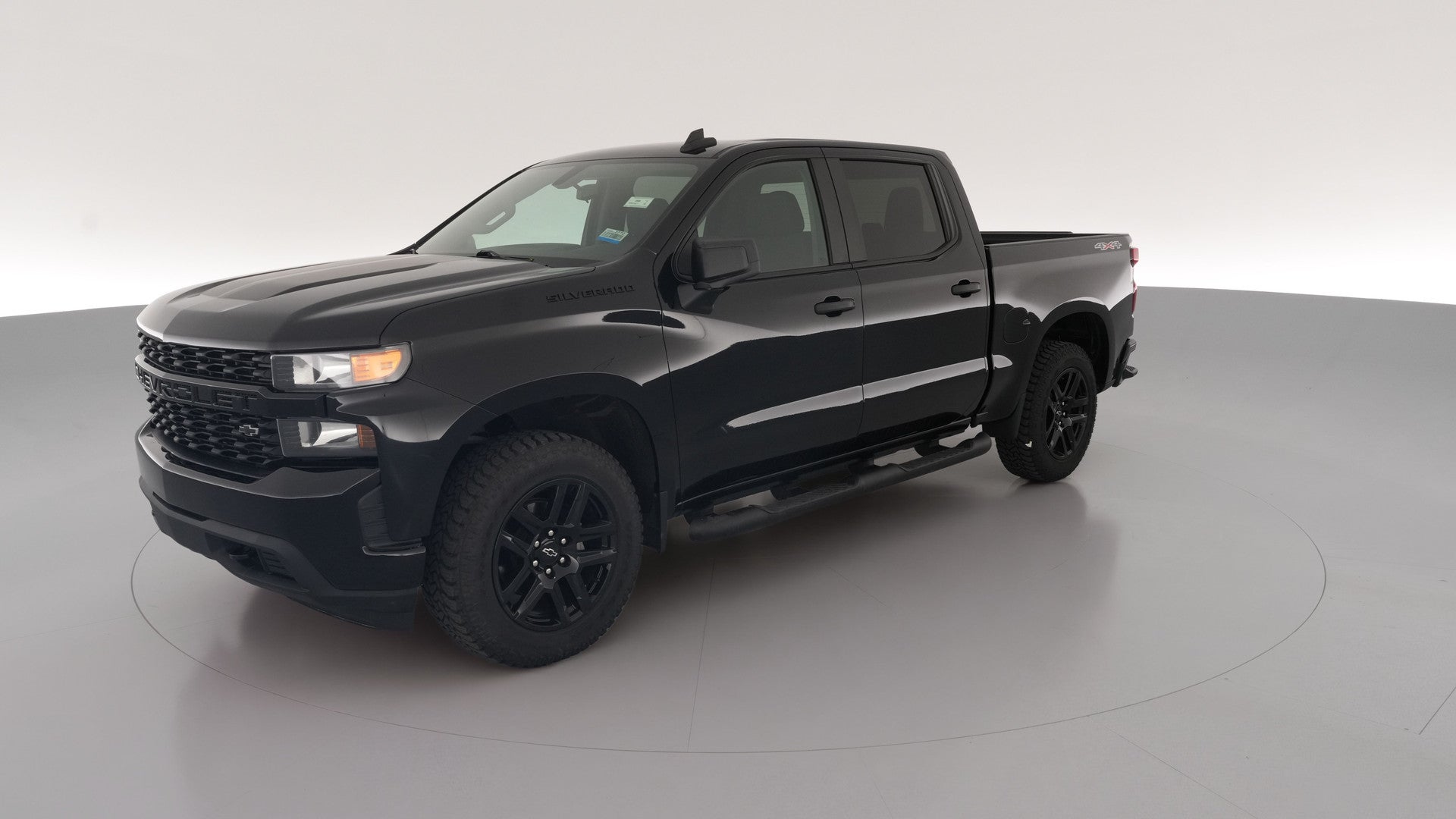 2020 Chevrolet Silverado 1500 Crew Cab vehicle photo
