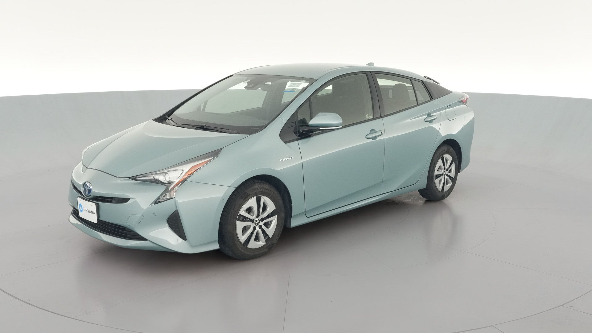 2018 Toyota Prius vehicle photo