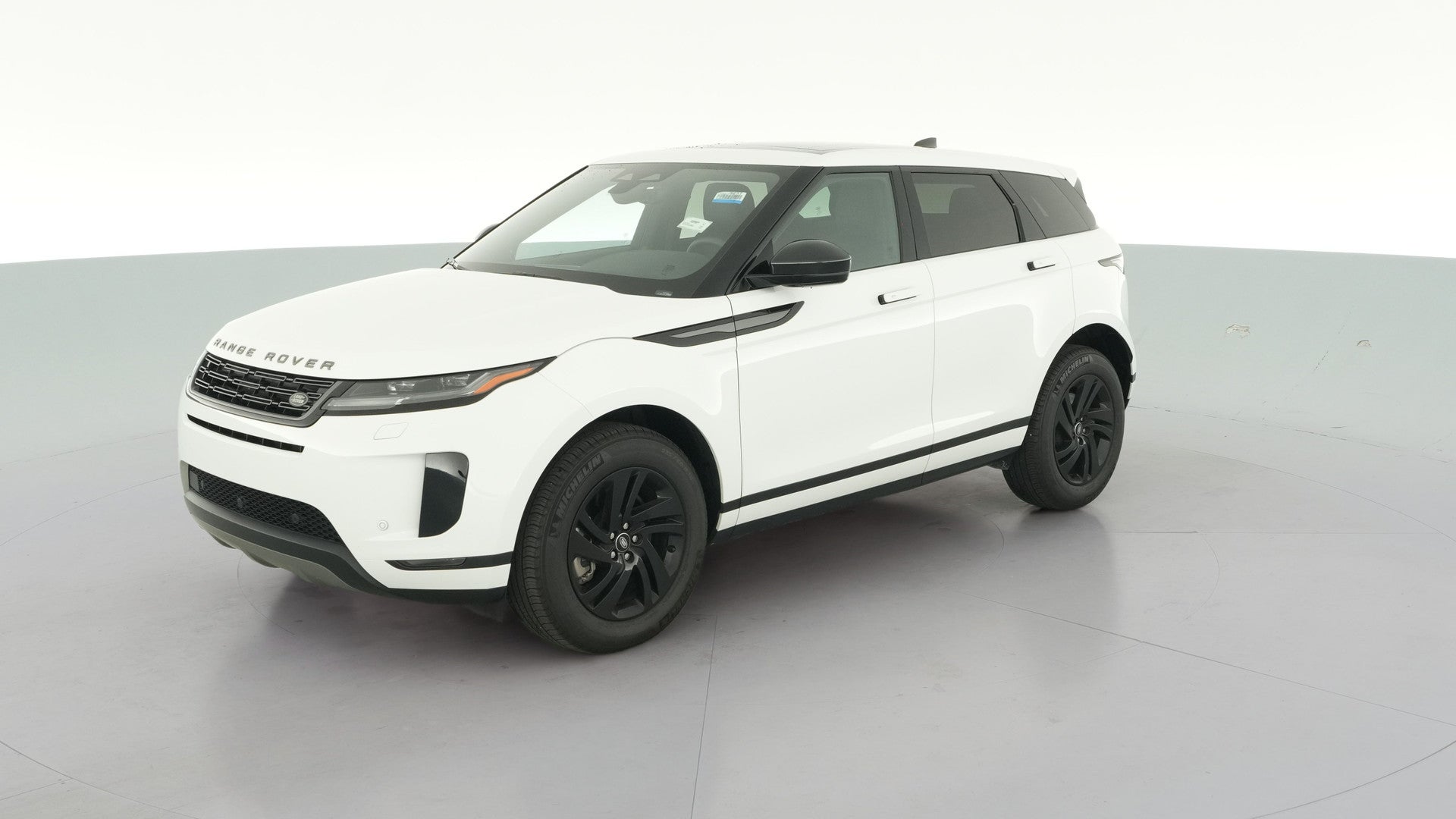 2024 Land Rover Range Rover Evoque vehicle photo