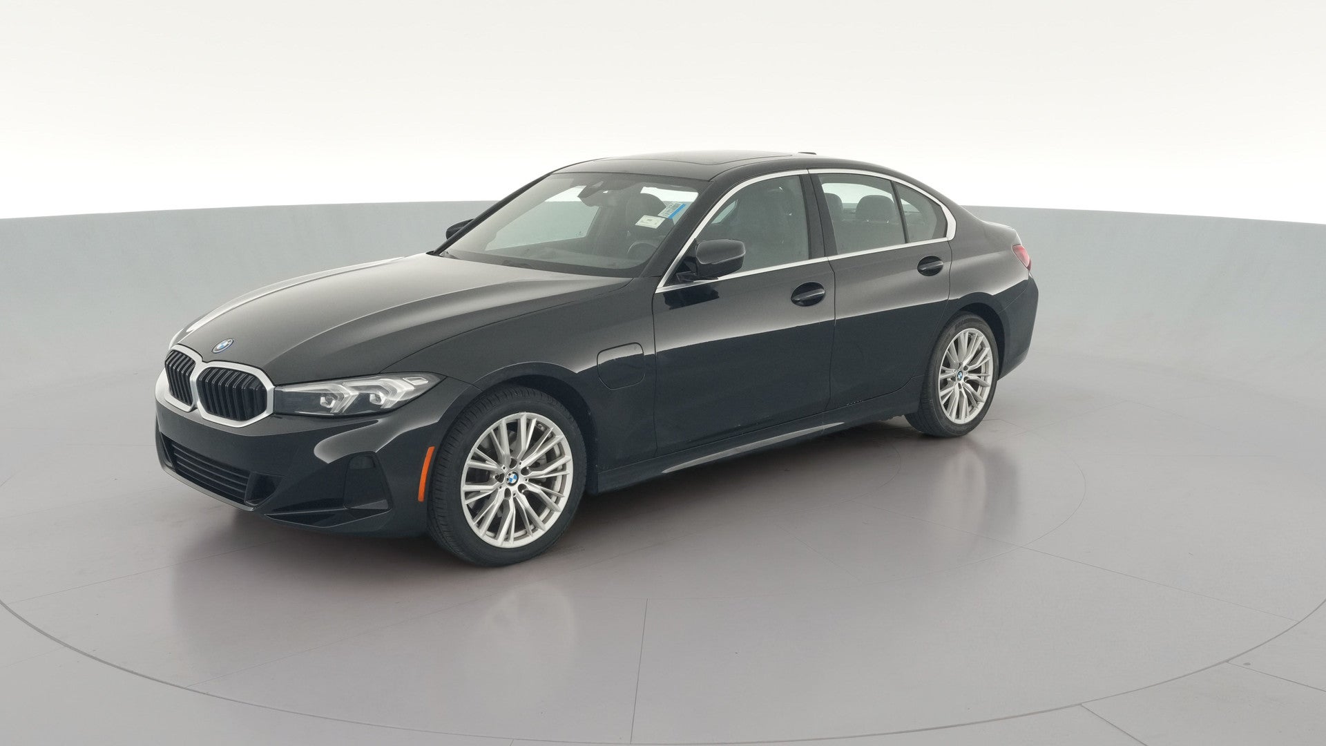 2024 BMW 3 Series vehicle photo