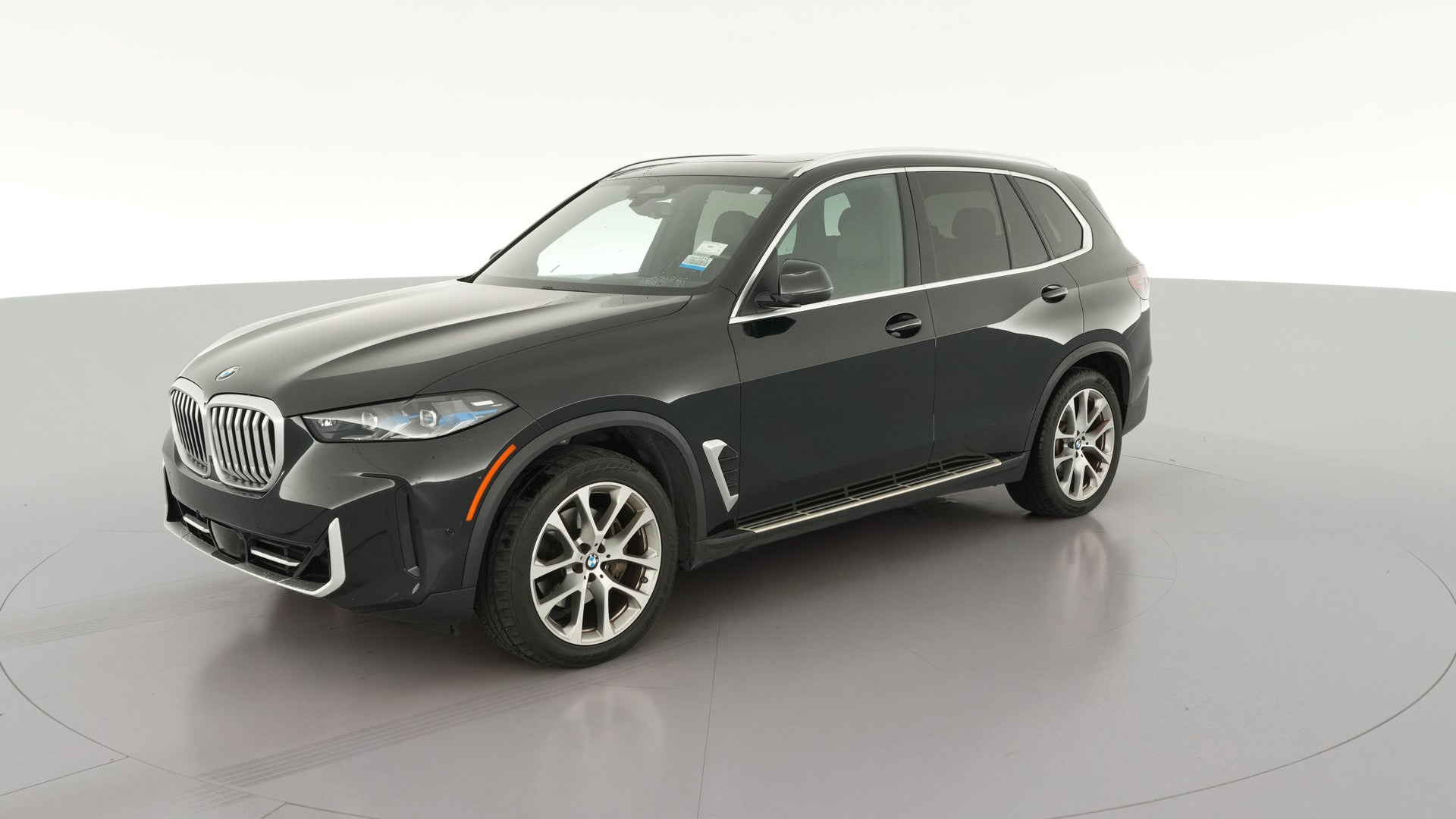 2024 BMW X5 vehicle photo
