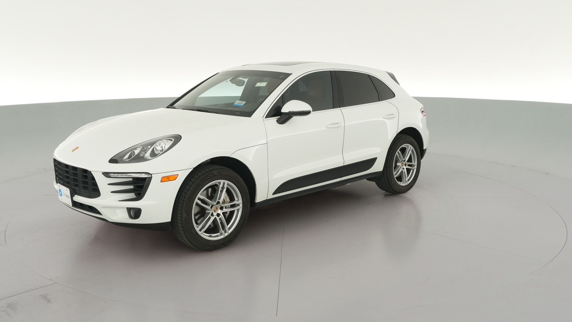 2015 Porsche Macan vehicle photo