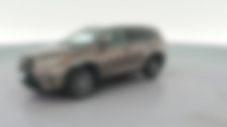 2018 Toyota Highlander vehicle photo