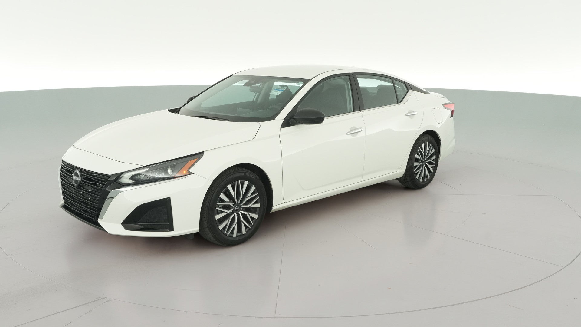 2025 Nissan Altima vehicle photo