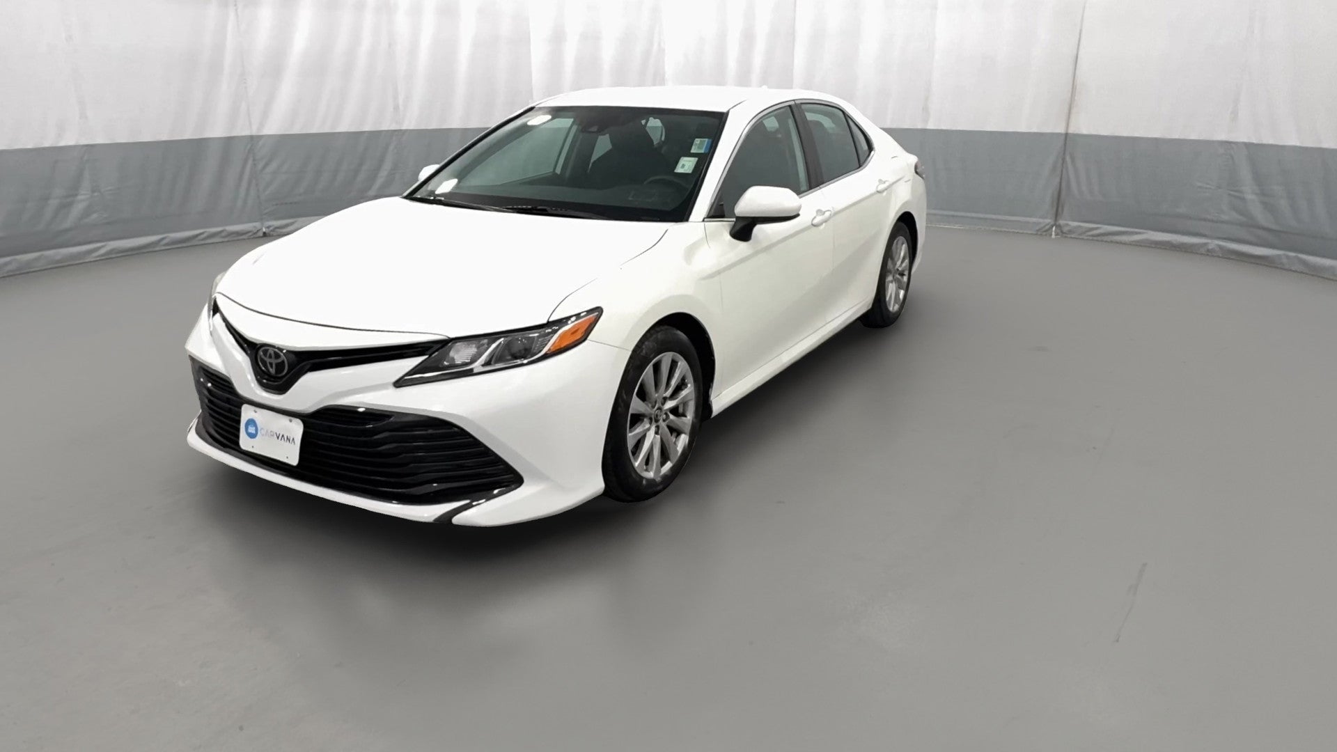 2019 Toyota Camry vehicle photo