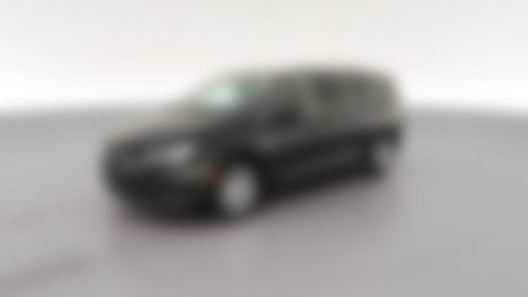 2022 Chrysler Voyager vehicle photo