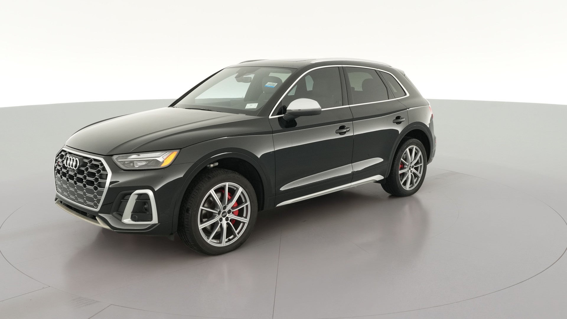 2025 Audi SQ5 vehicle photo