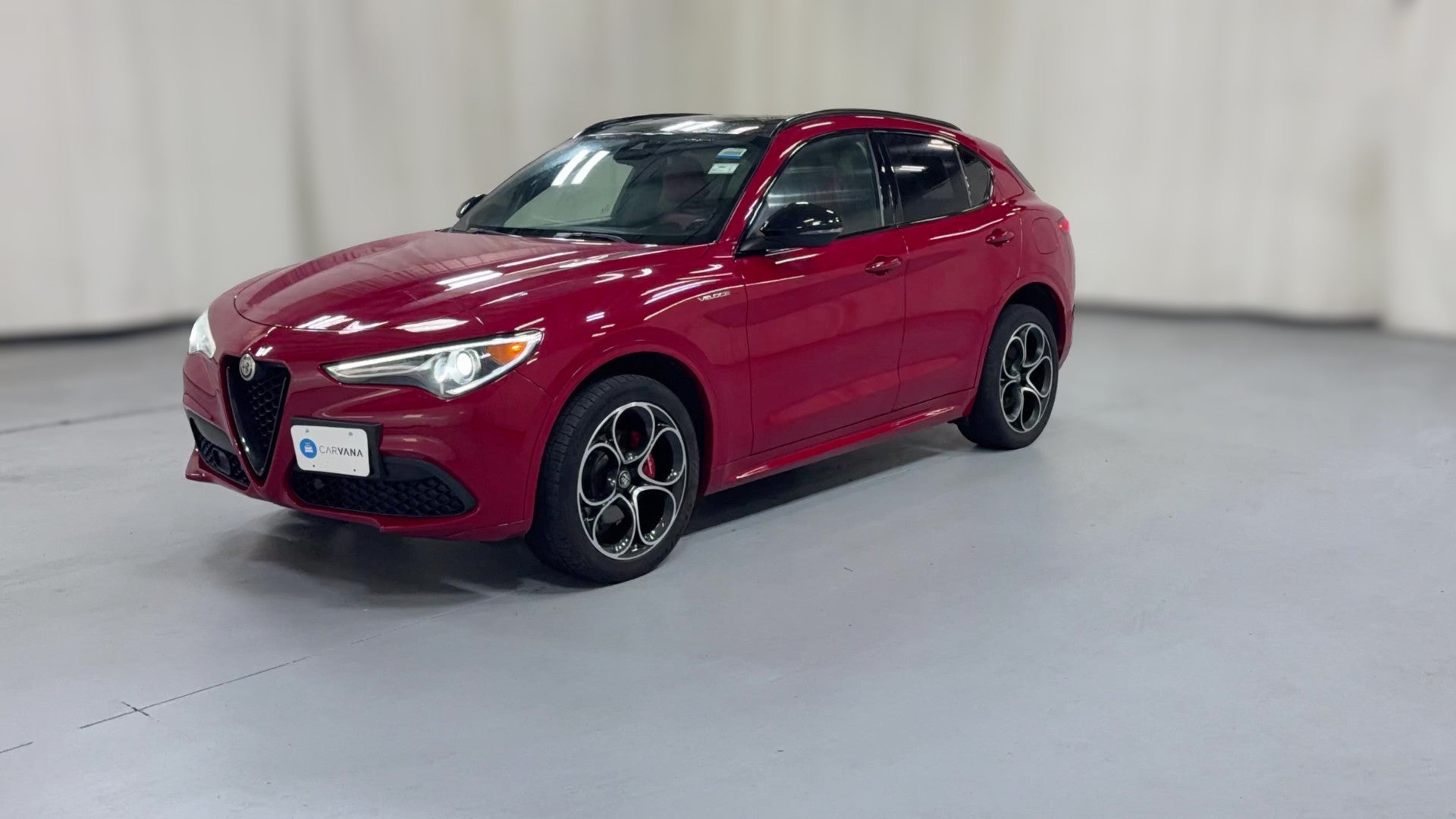 2022 Alfa Romeo Stelvio vehicle photo