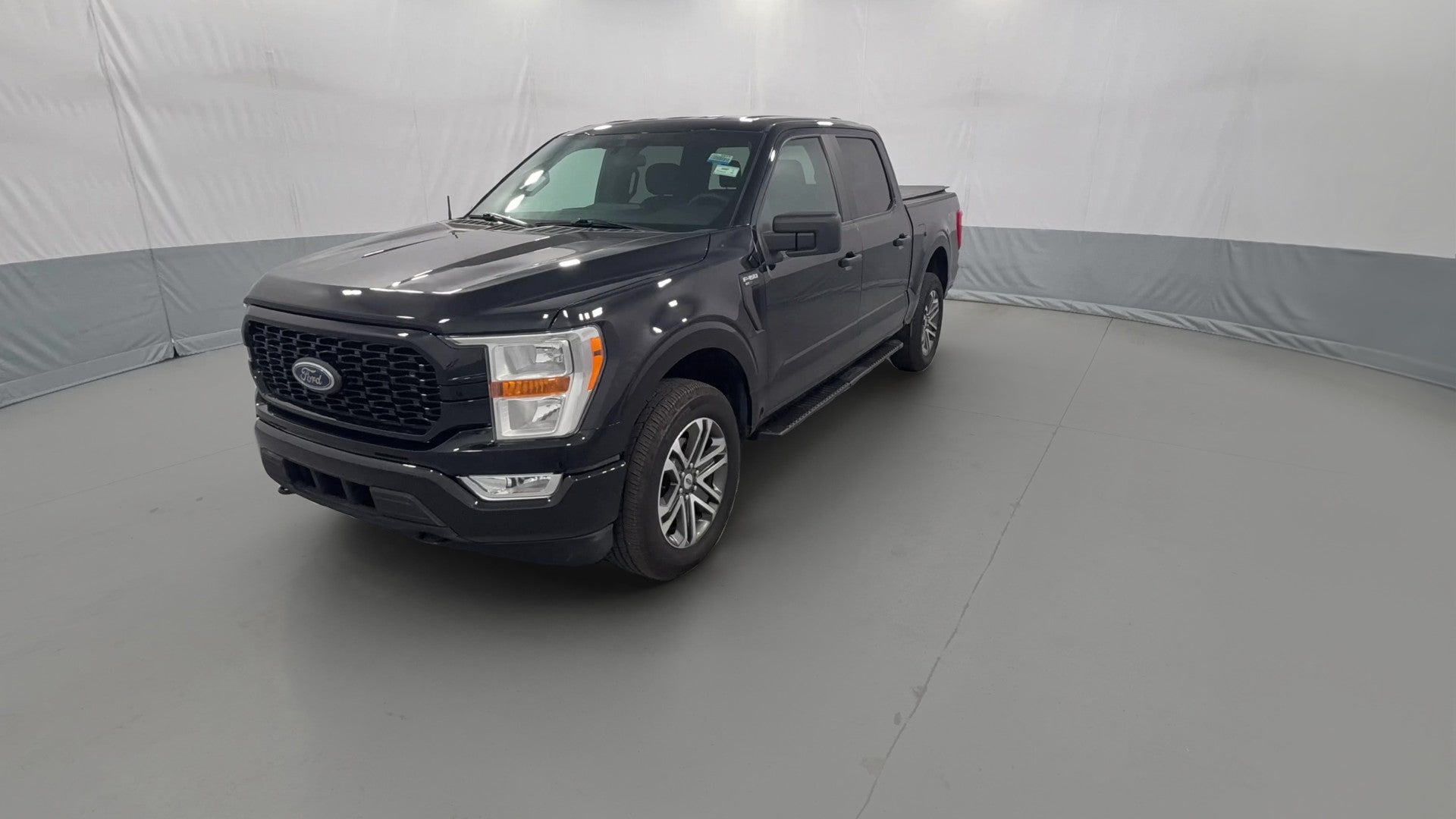 2021 Ford F150 SuperCrew Cab vehicle photo