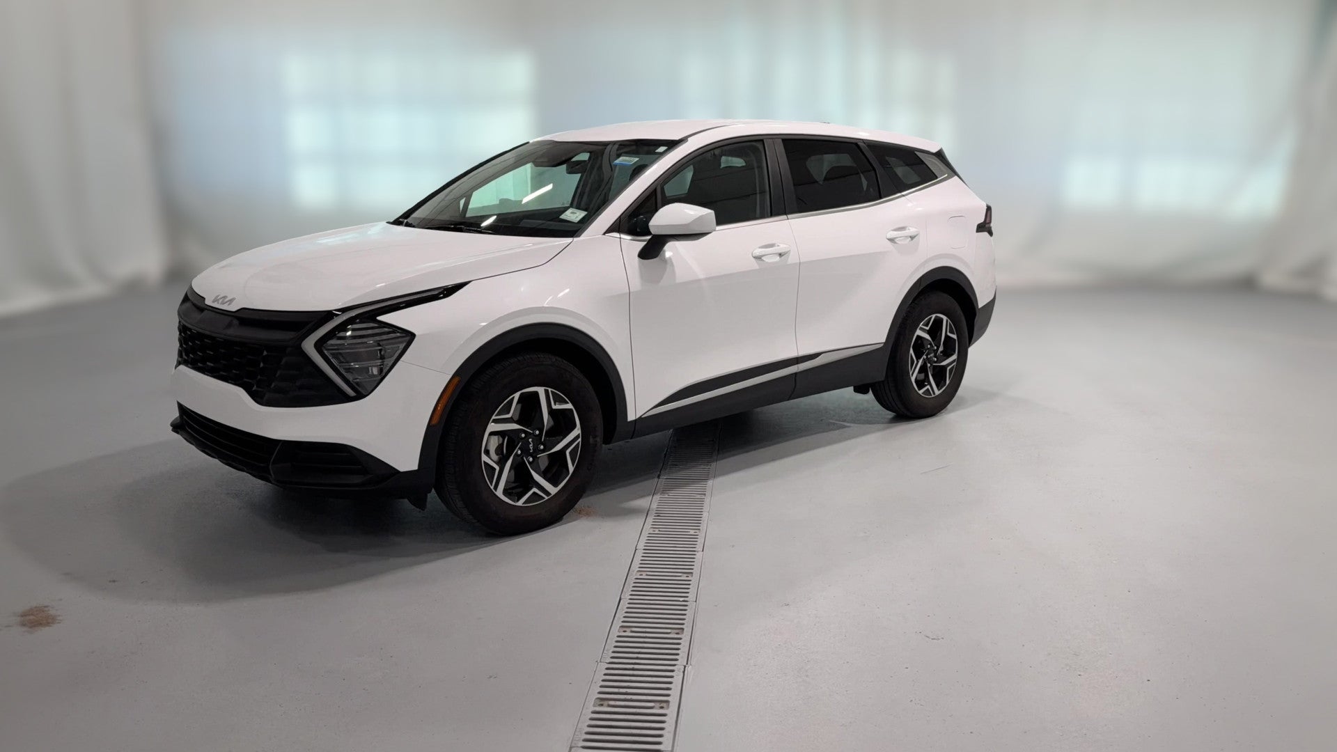 2025 Kia Sportage vehicle photo