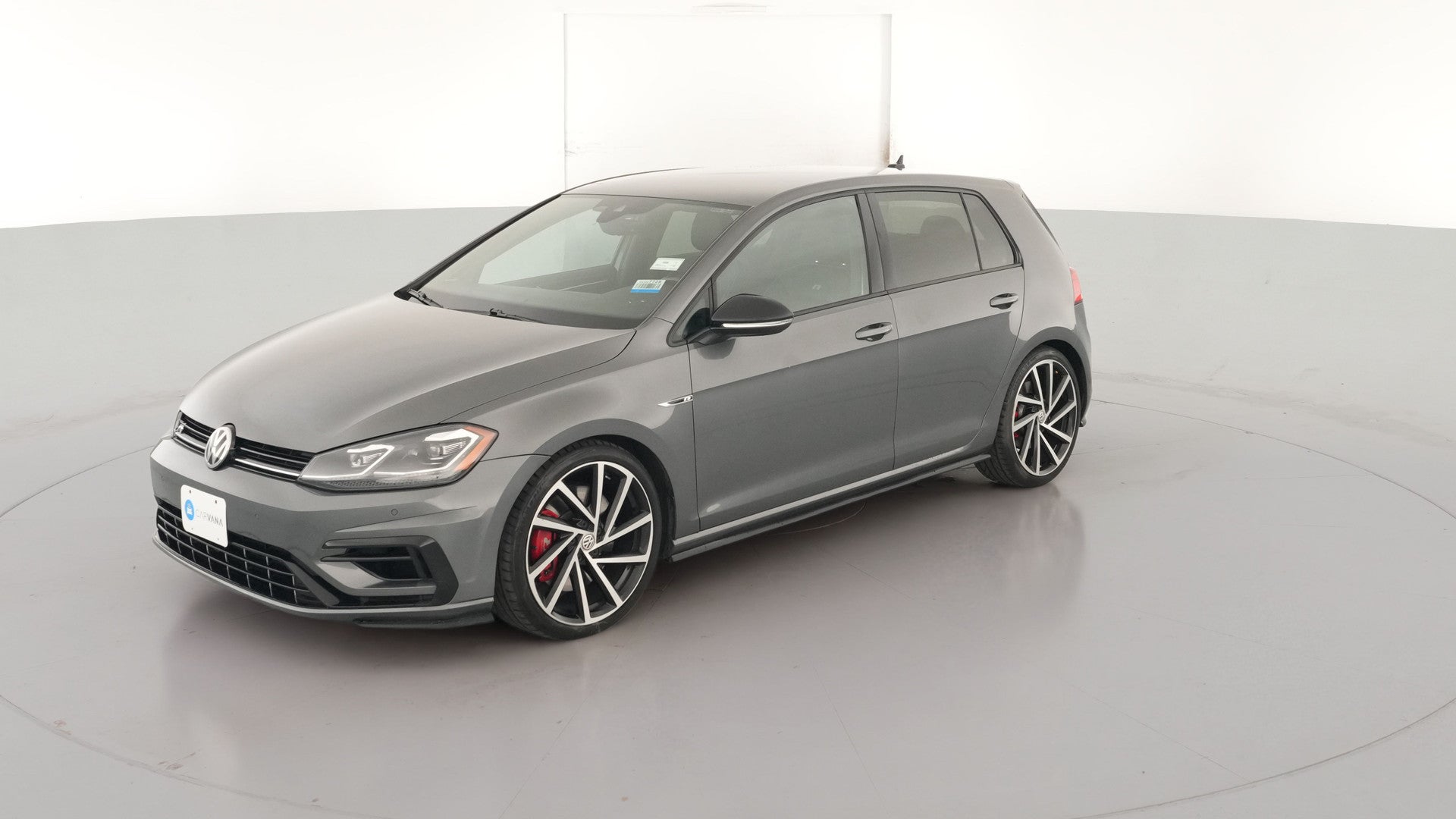 2019 Volkswagen Golf R vehicle photo