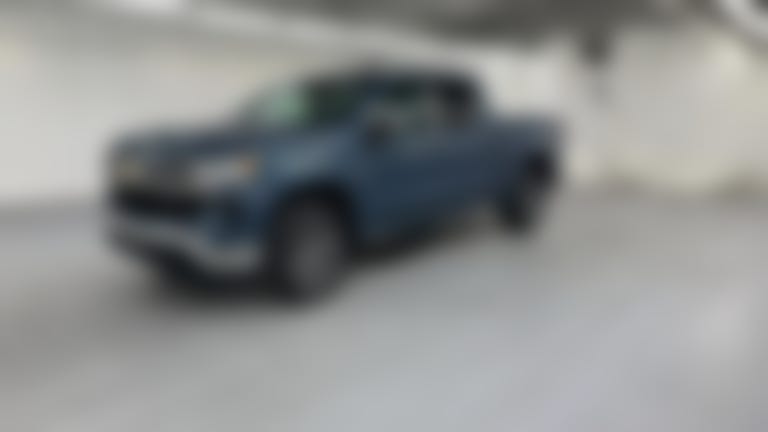 2024 Chevrolet Silverado 1500 Crew Cab vehicle photo