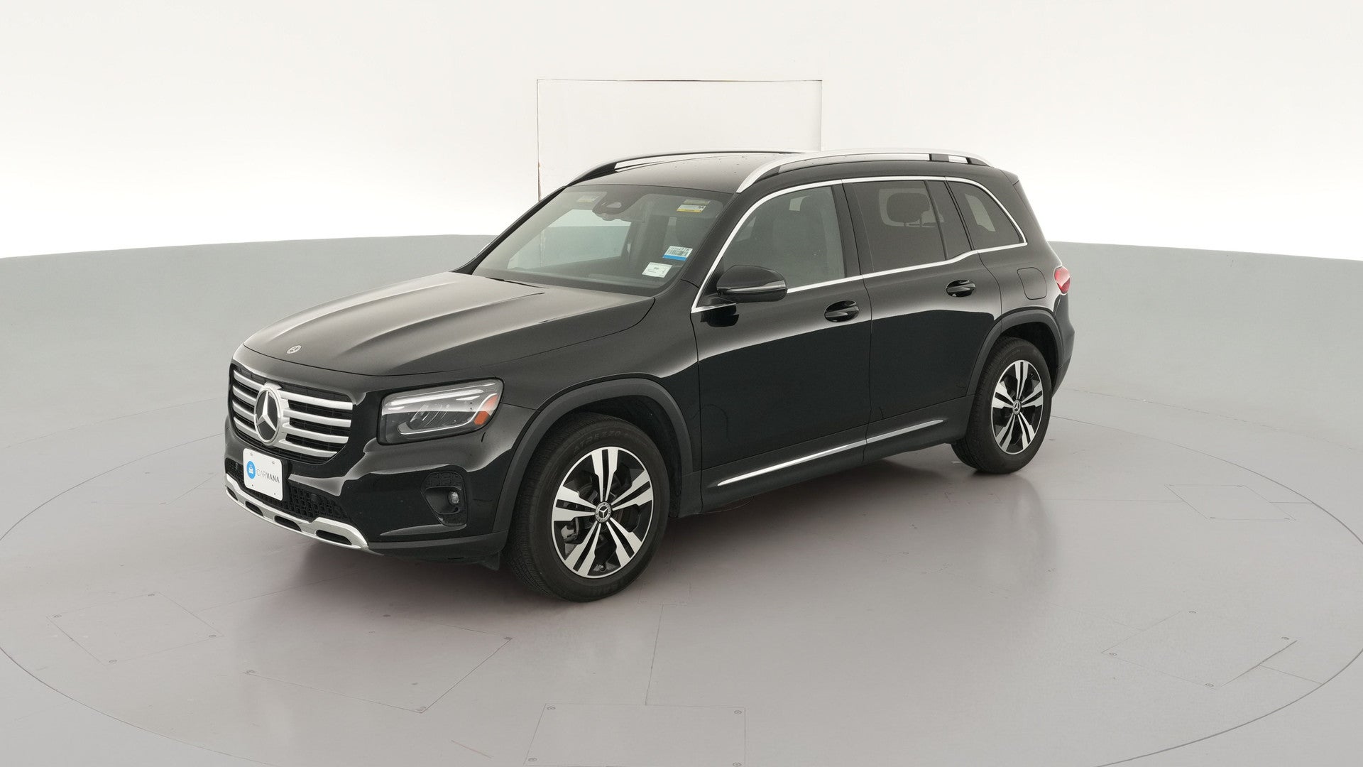 2025 Mercedes-Benz GLB vehicle photo