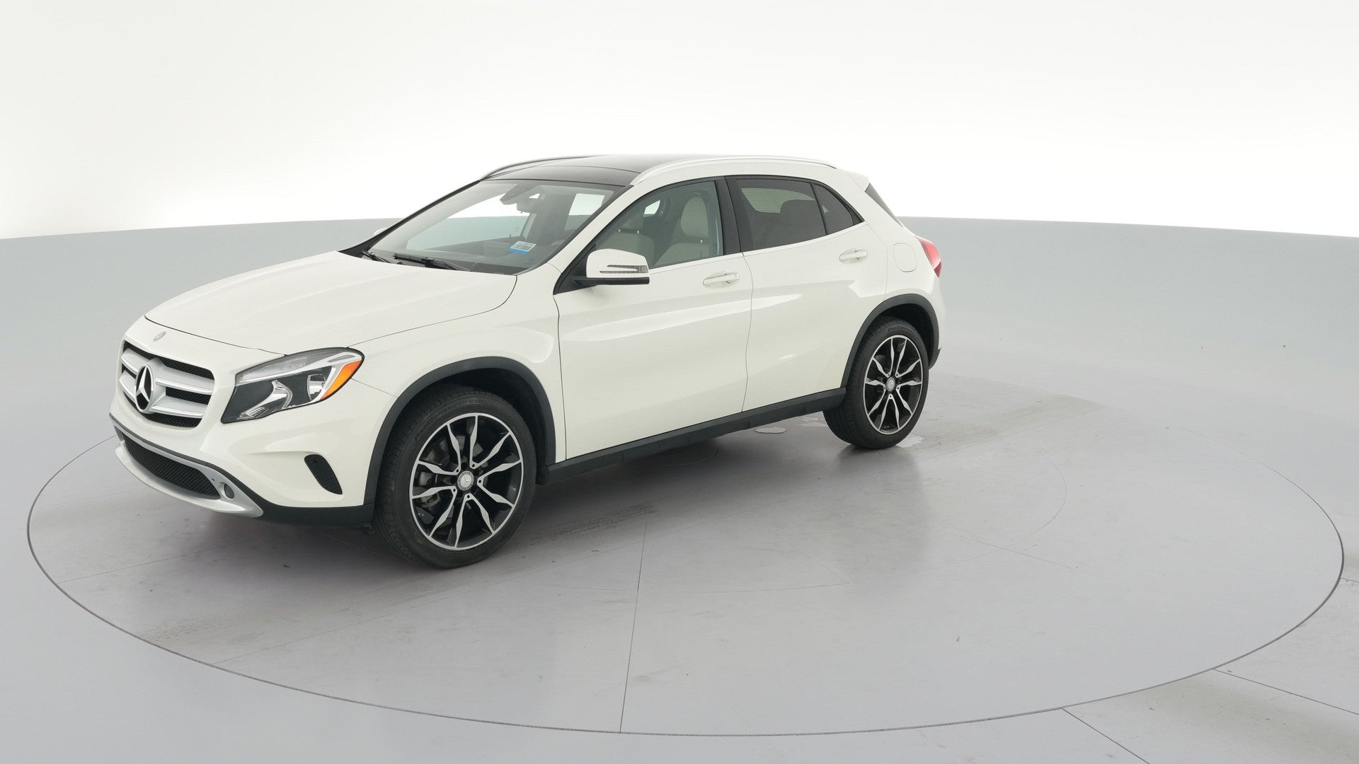 2017 Mercedes-Benz GLA vehicle photo