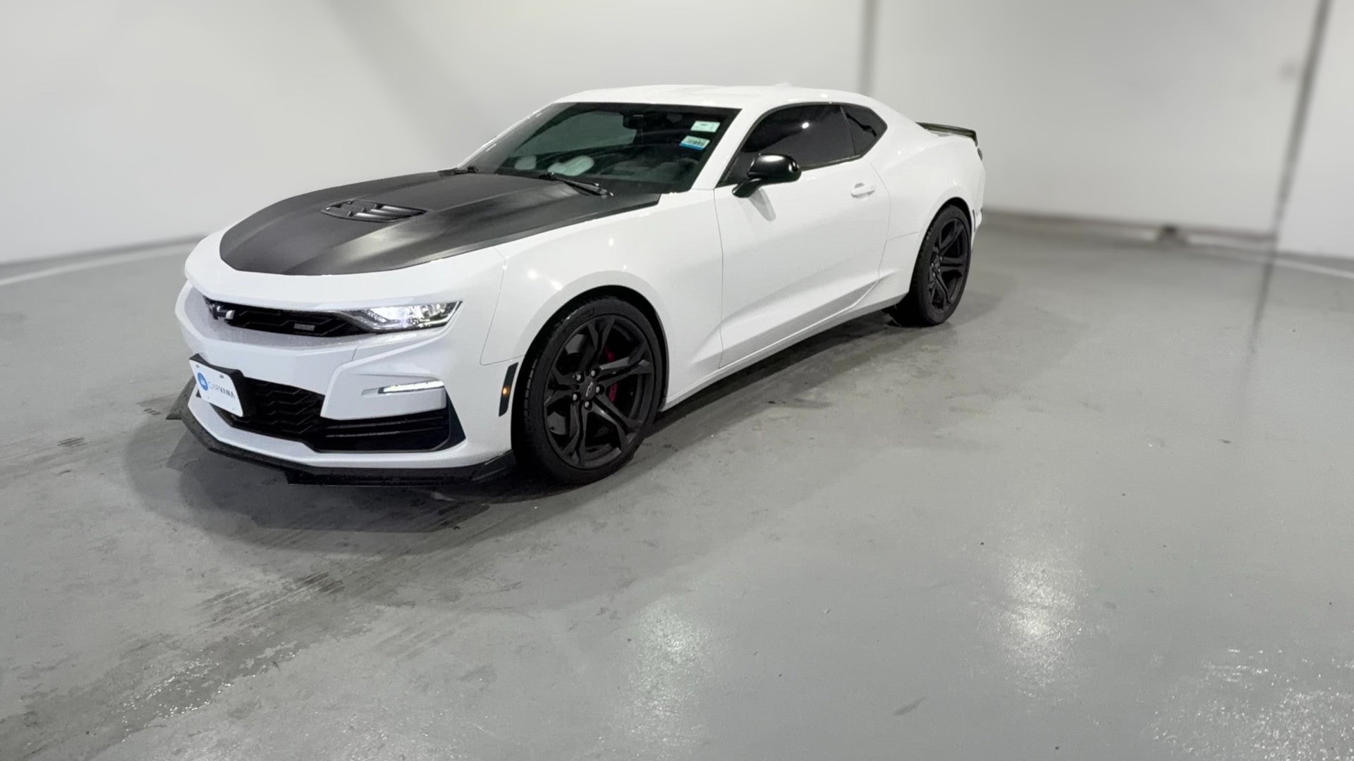 2023 Chevrolet Camaro vehicle photo