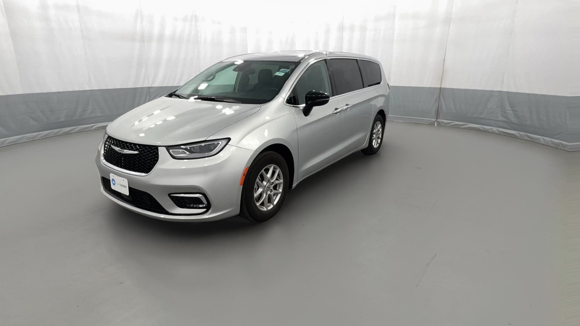 2024 Chrysler Pacifica vehicle photo