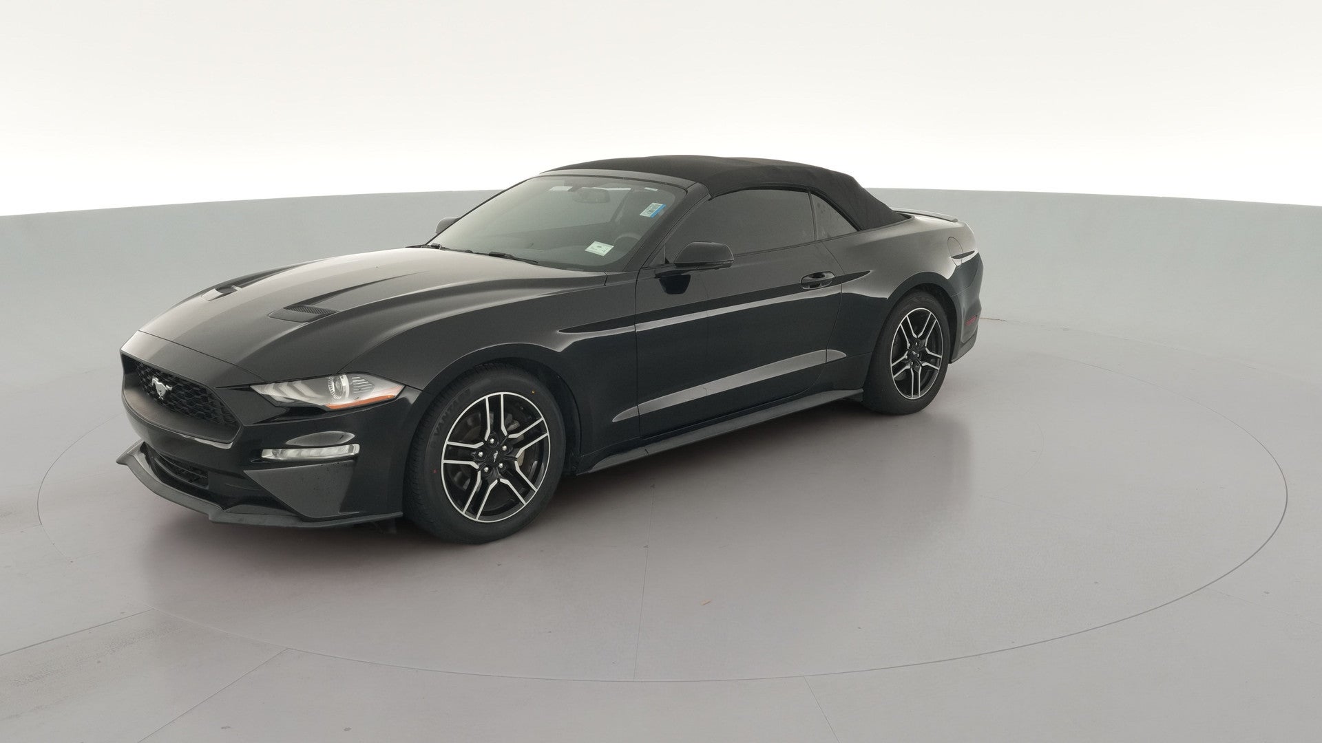 2020 Ford Mustang vehicle photo