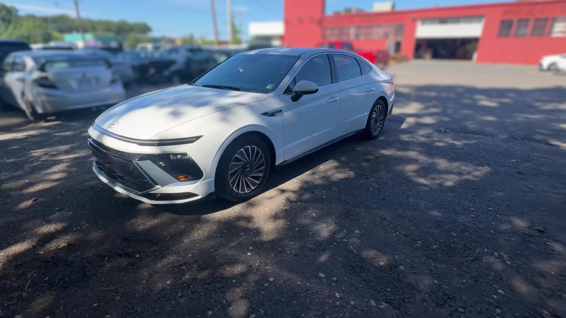 2025 Hyundai Sonata Hybrid vehicle photo