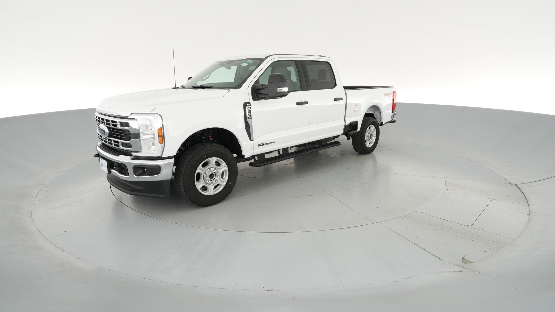 2025 Ford F250 Super Duty Crew Cab vehicle photo